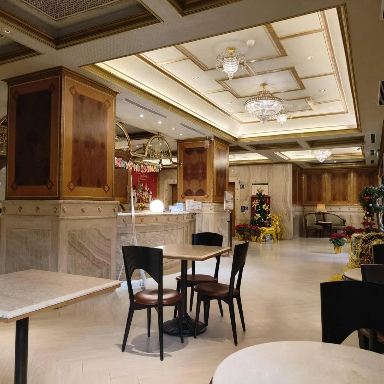 Charming City Songshan Hotel