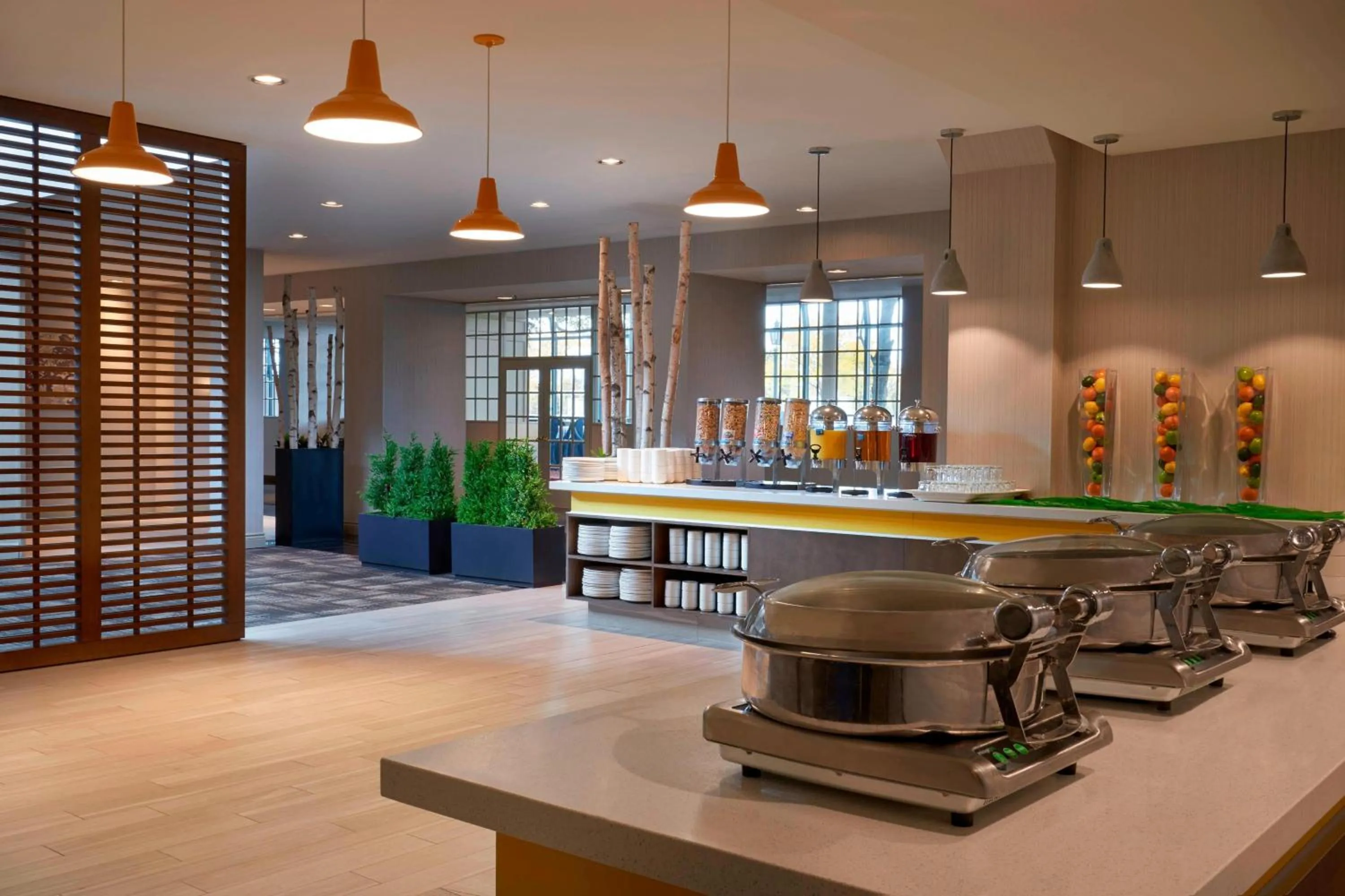 Restaurant/places to eat in Delta Hotels by Marriott Toronto Airport & Conference Centre