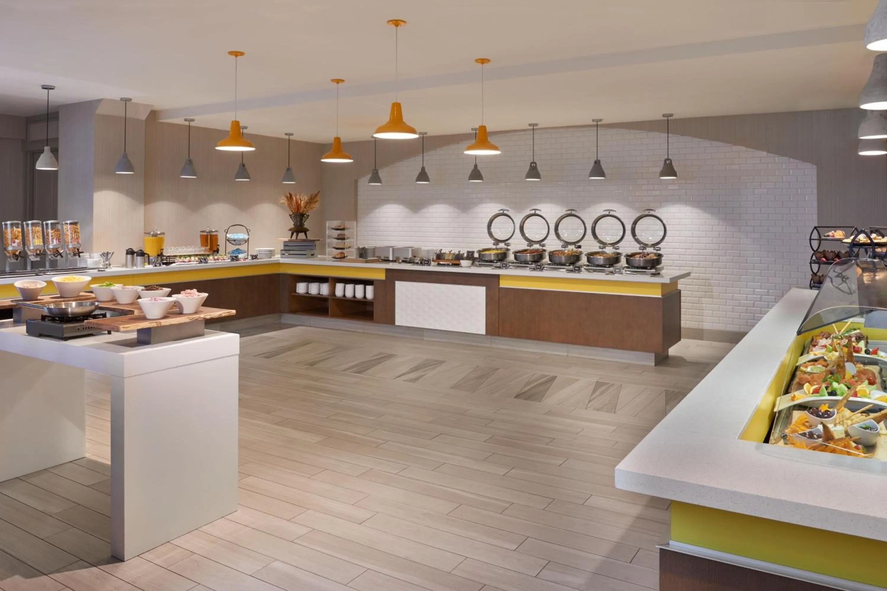 Breakfast in Delta Hotels by Marriott Toronto Airport & Conference Centre