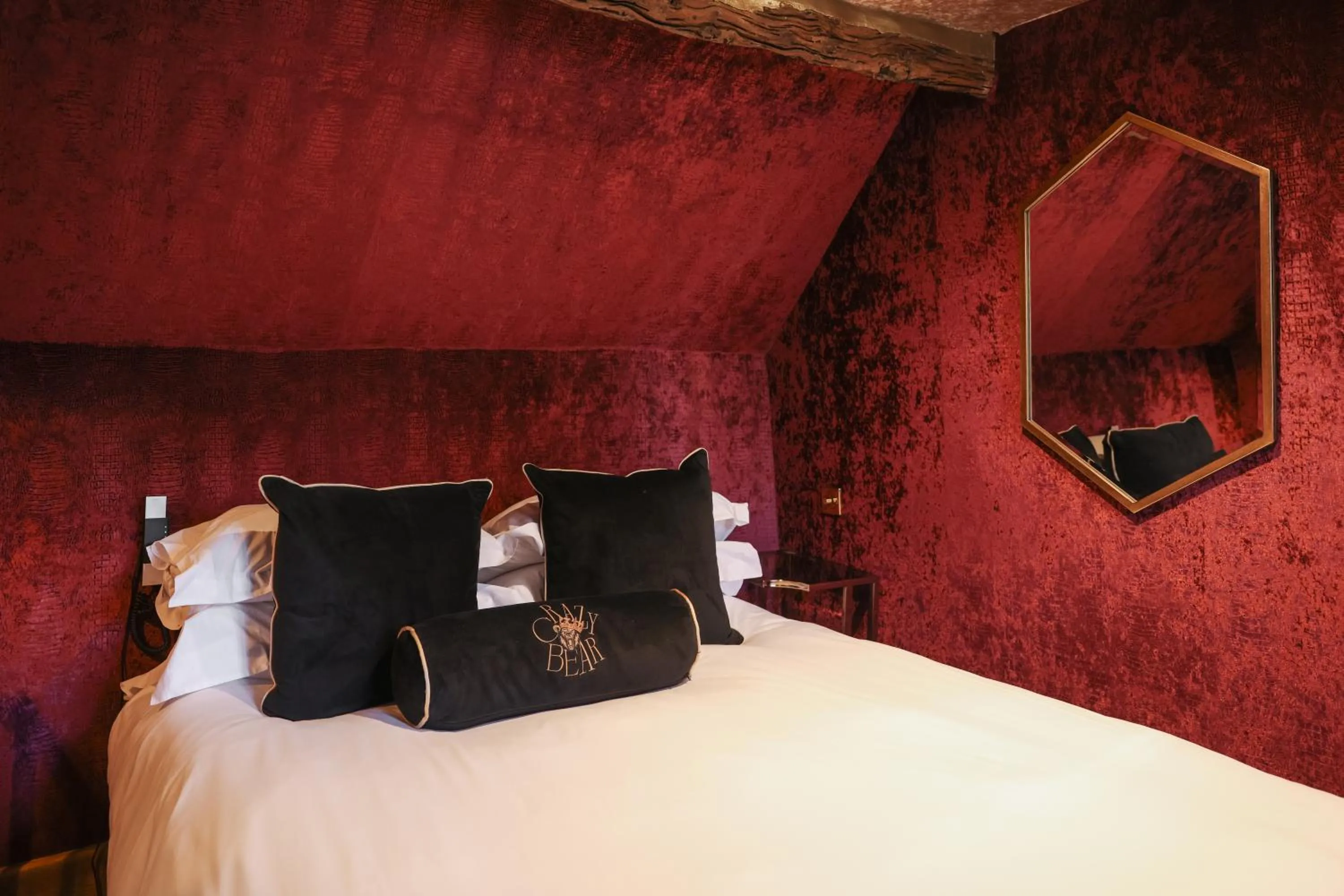 Bed in Crazy Bear Stadhampton