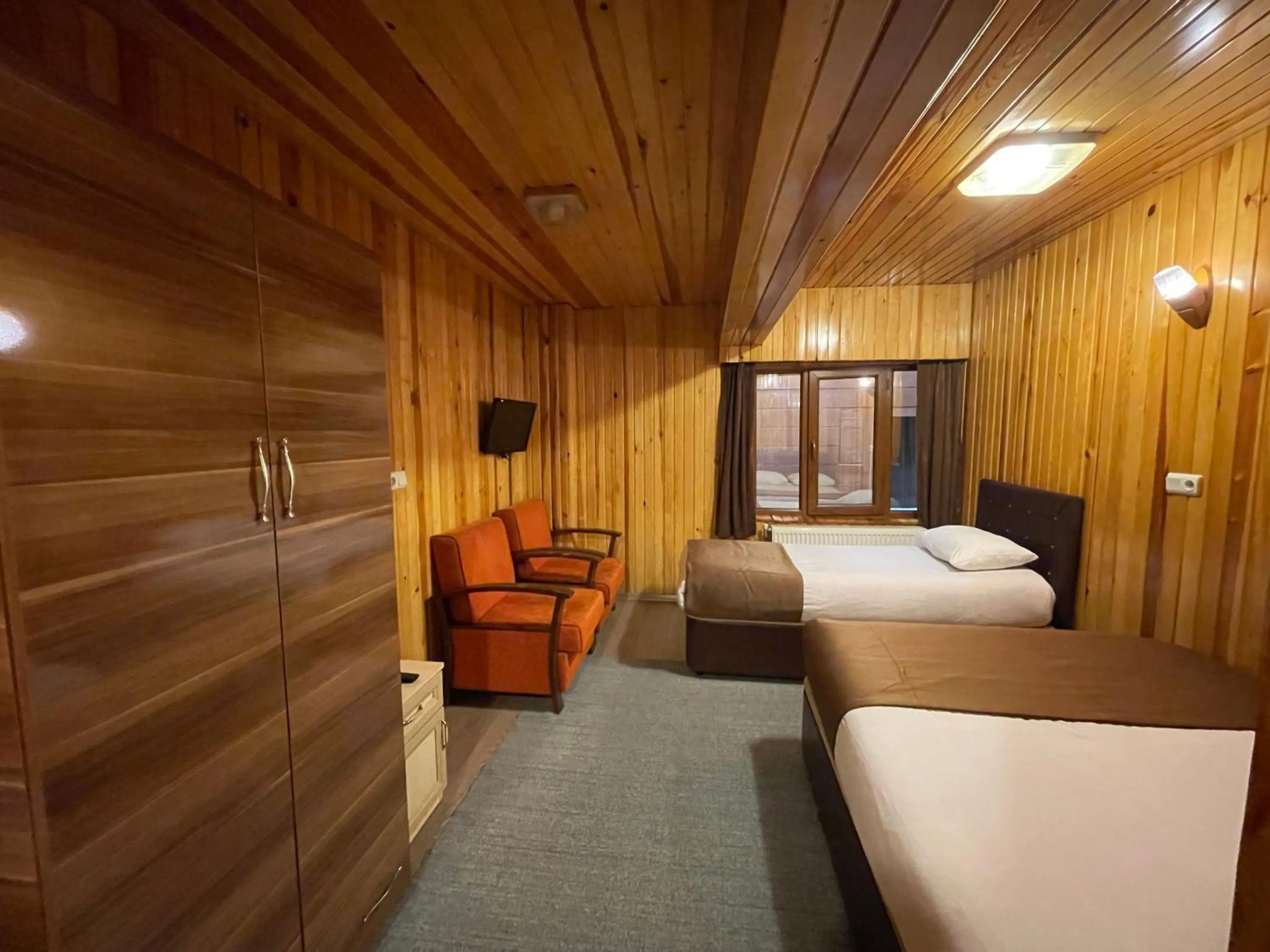 Photo of the whole room in Ozkan Otel