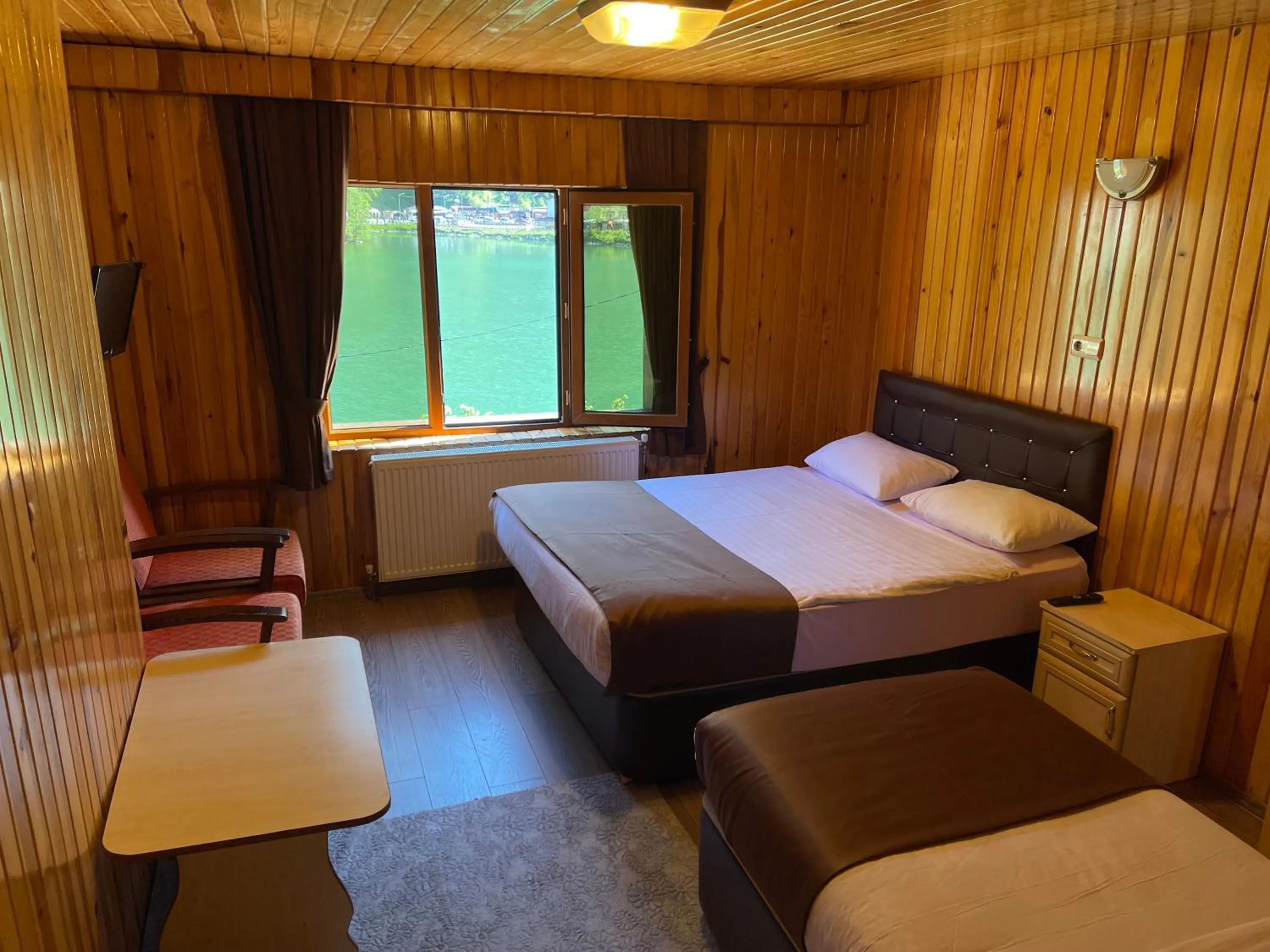 Photo of the whole room in Ozkan Otel