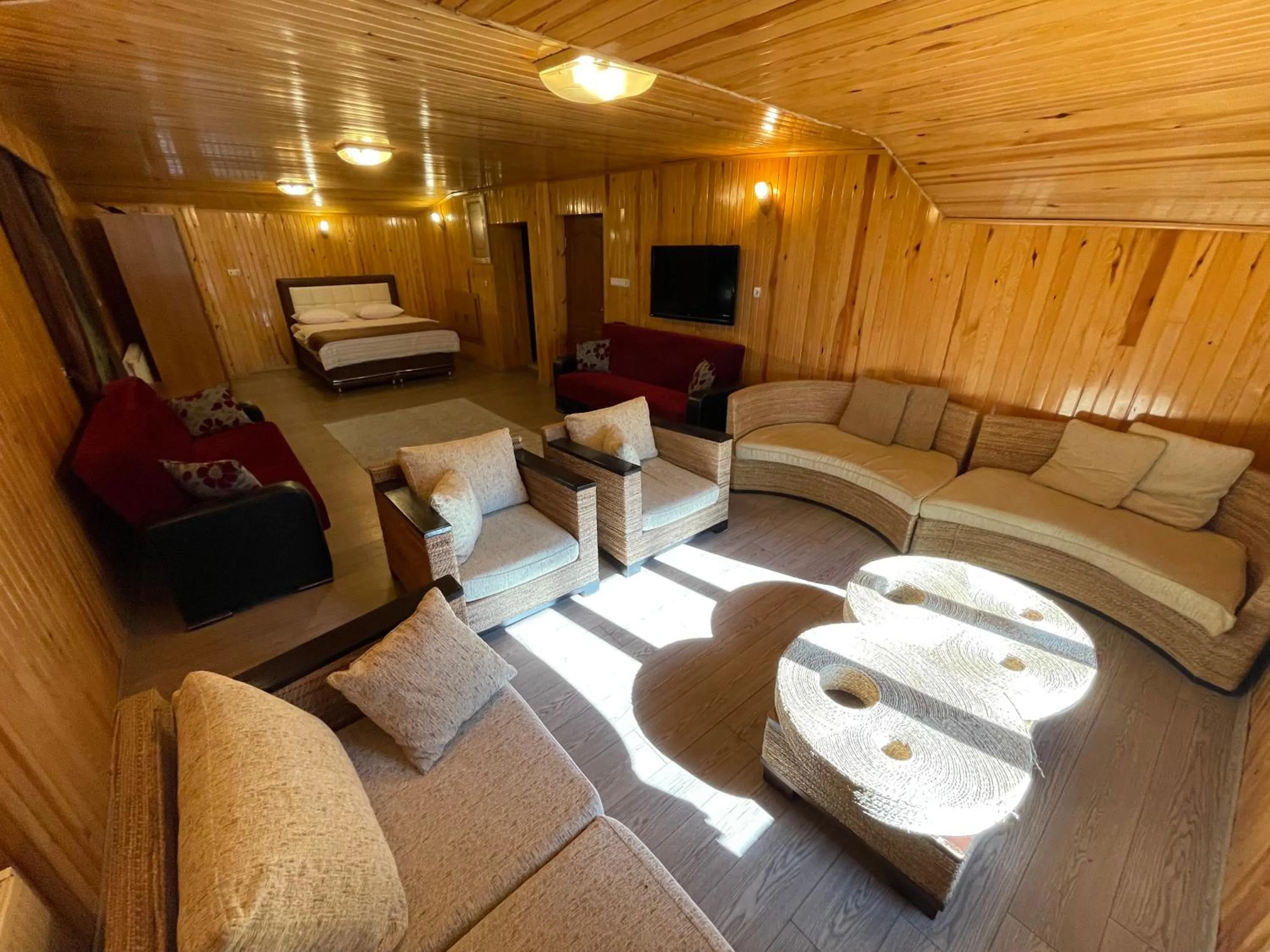 Living room in Ozkan Otel