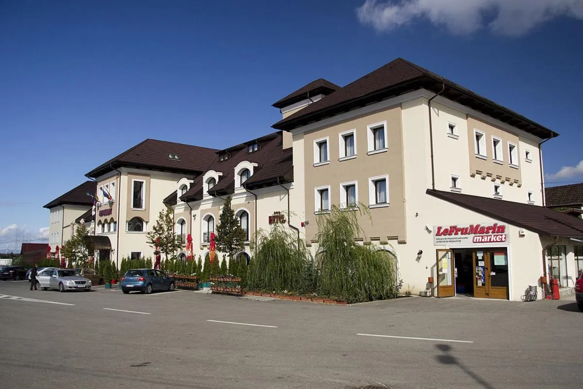 Property building in Hanul Domnesc