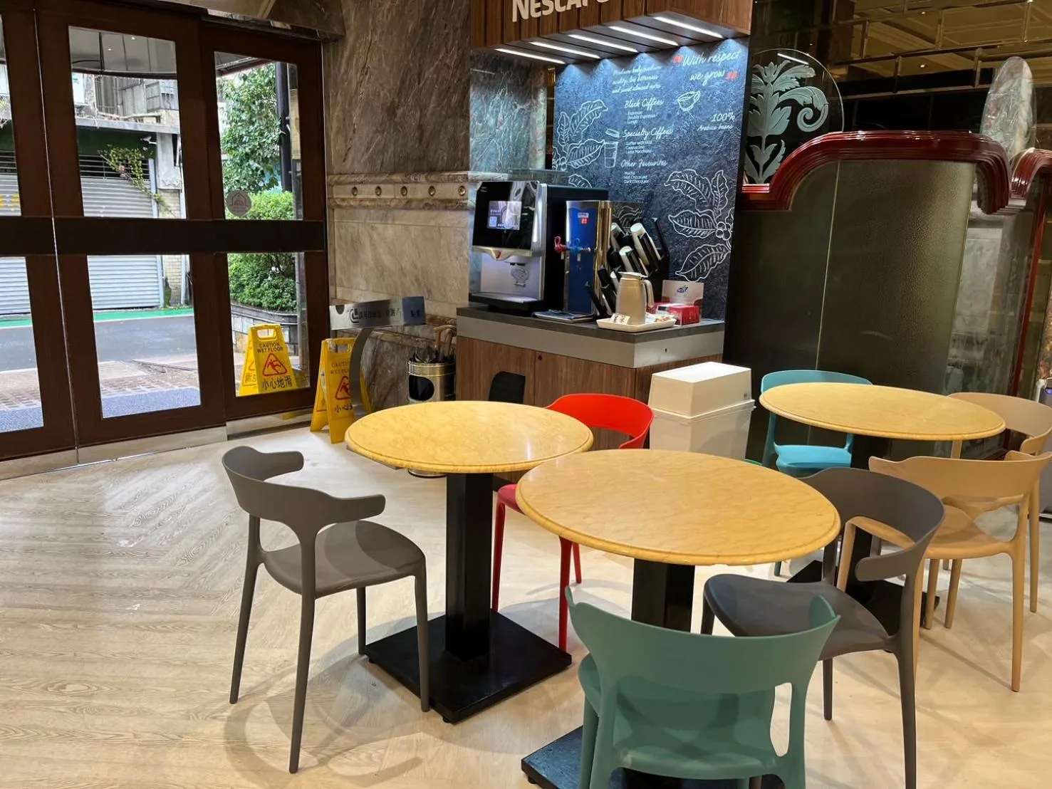 Property building in Happiness Hotel