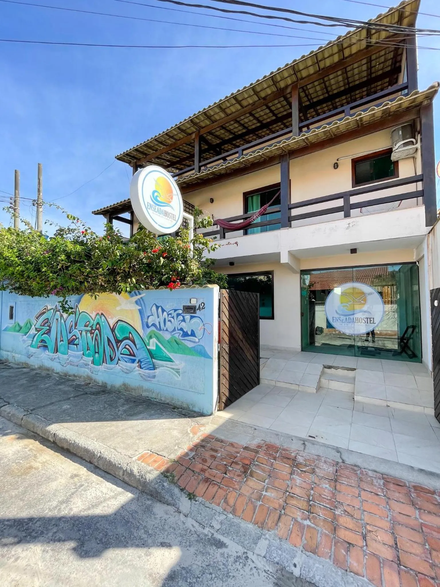 Property building in Enseada Hostel