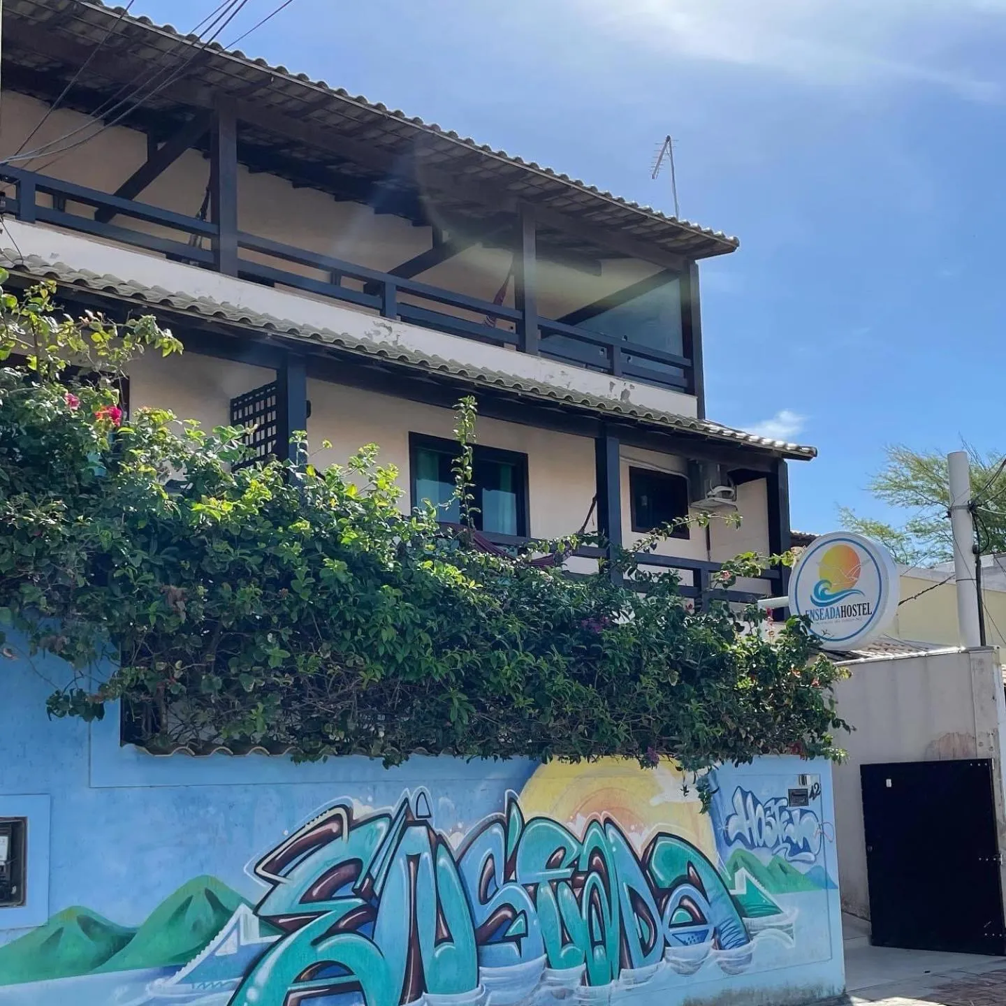 Property building in Enseada Hostel