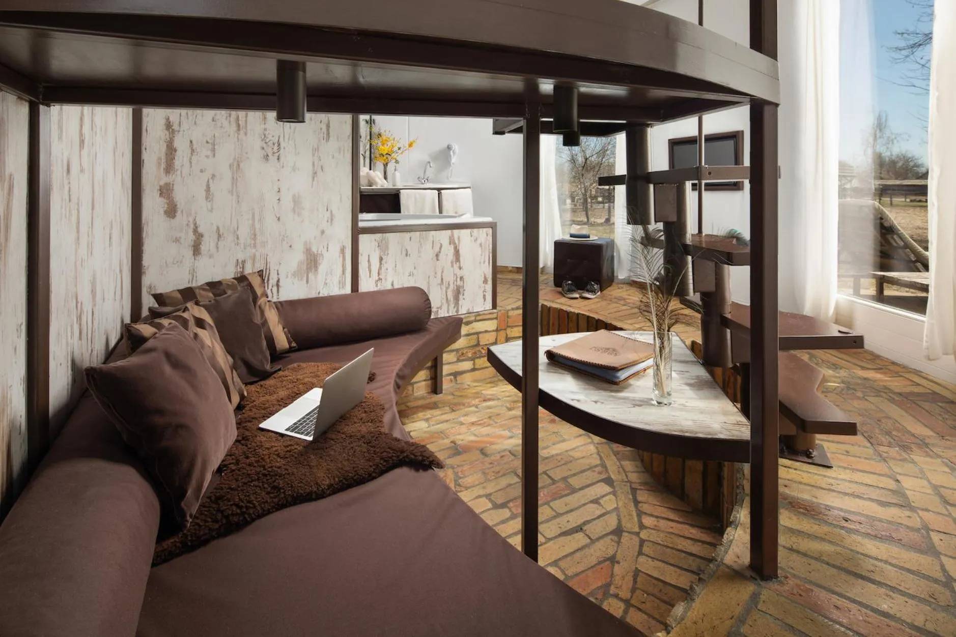 Seating area in HOMOKI LODGE Bed & Beyond Glamping Adult Only