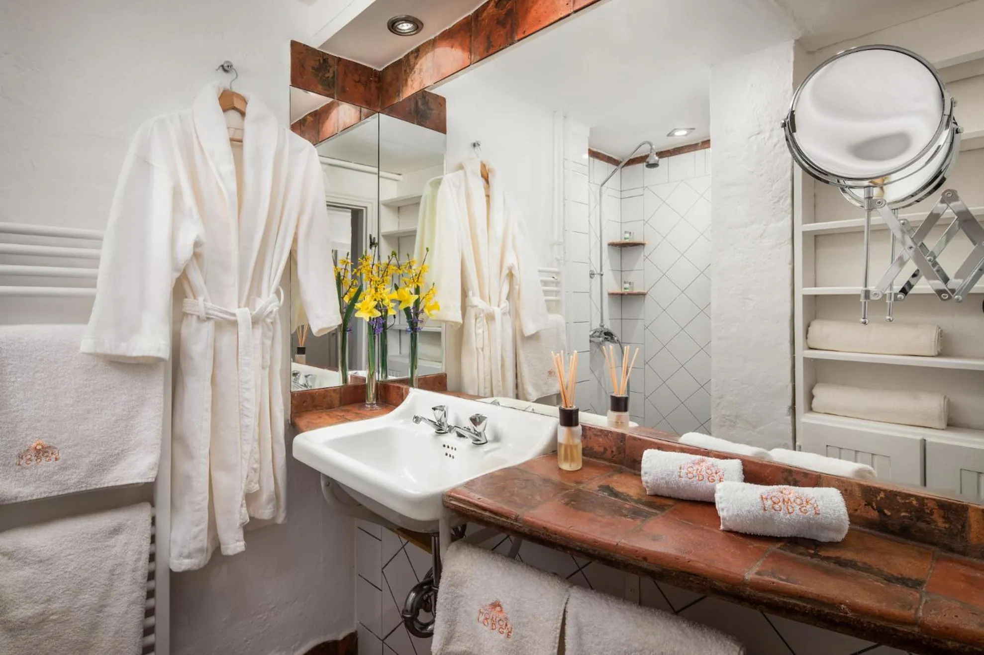 Bathroom in HOMOKI LODGE Bed & Beyond Glamping Adult Only