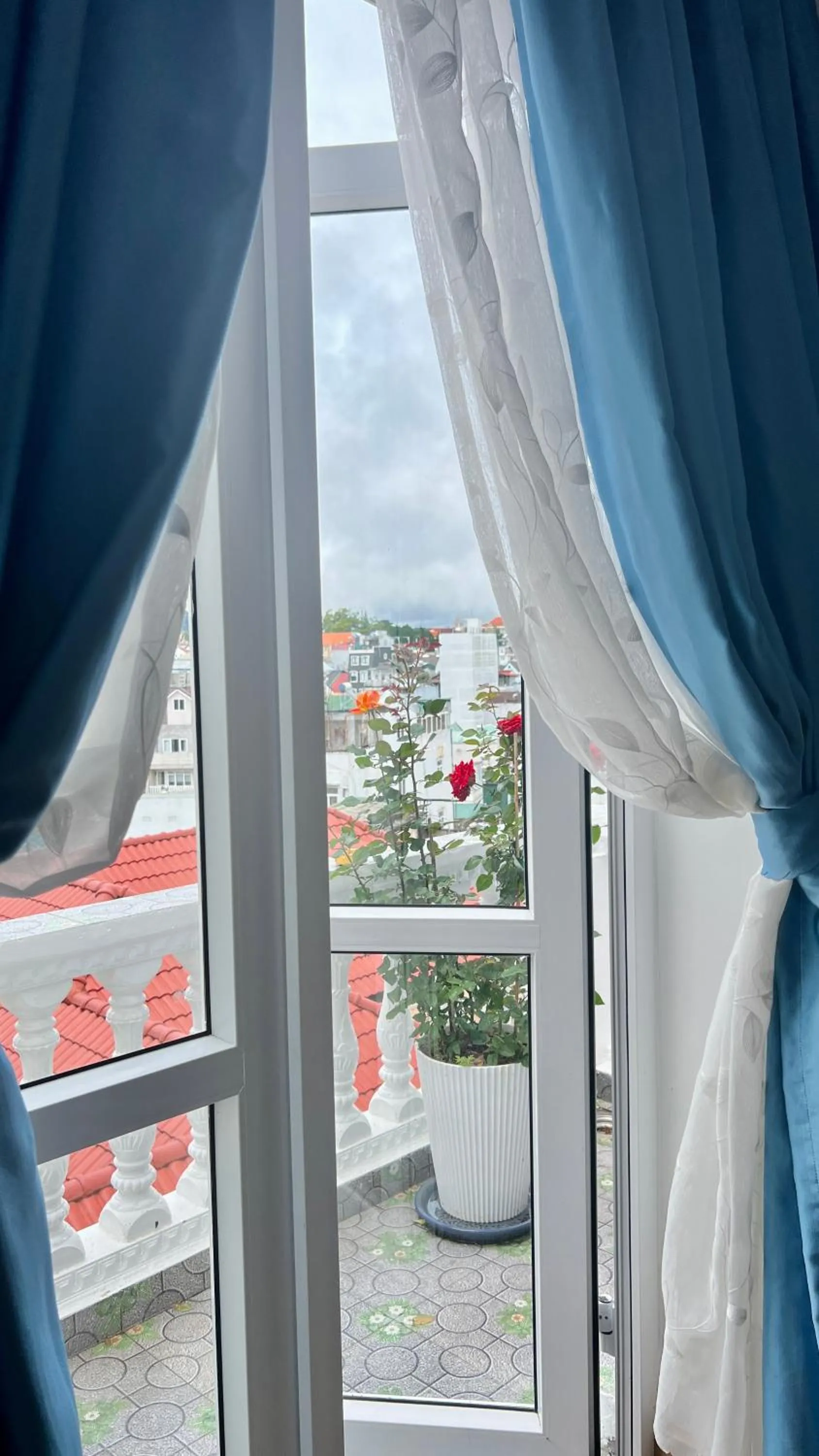 Balcony/Terrace in Villa - Hotel Nam Khang 2 Dalat