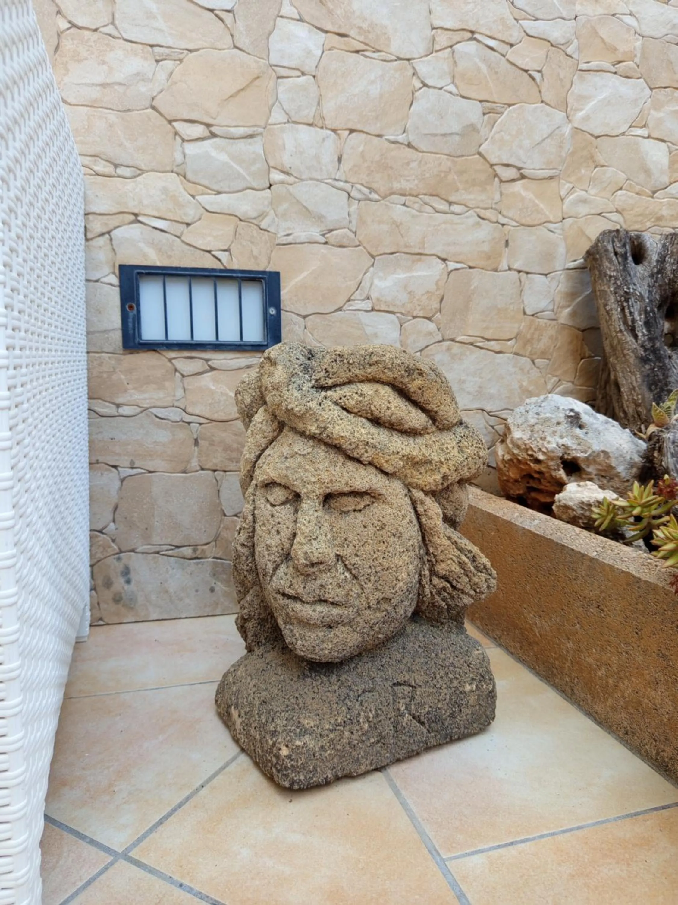 Decorative detail in Amaryllis Hotel