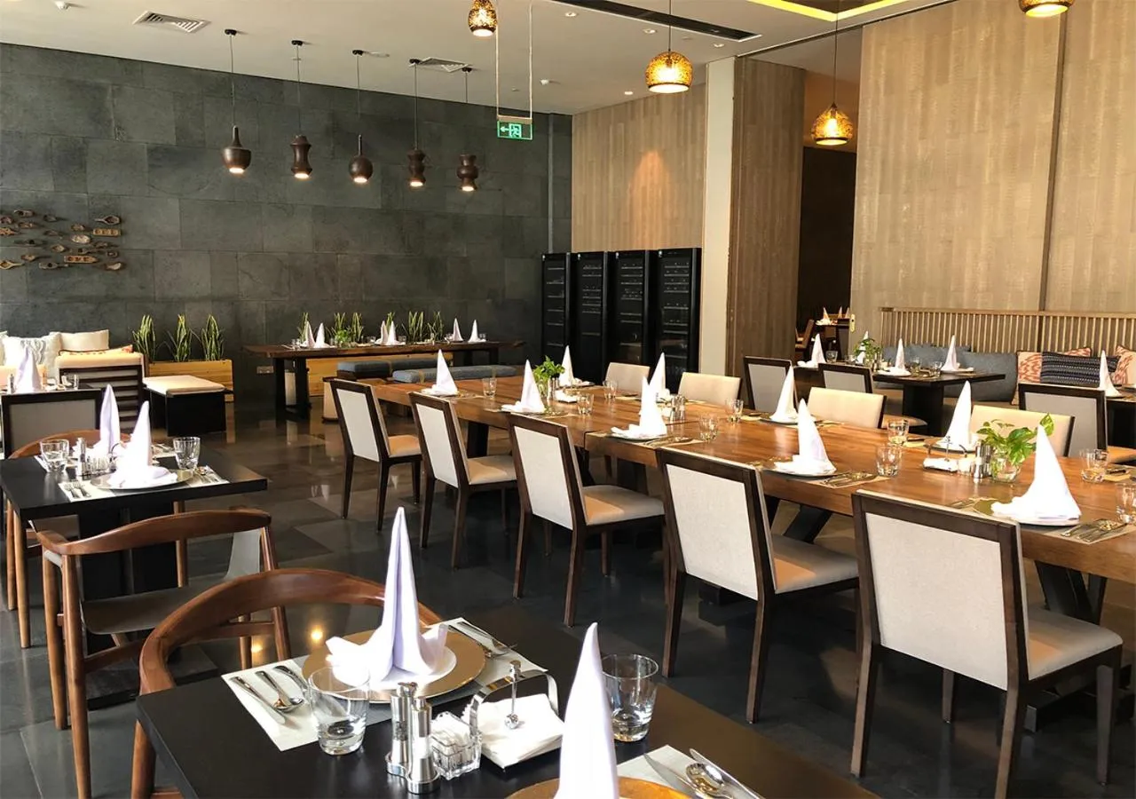 Restaurant/places to eat in Prince Times Hotel