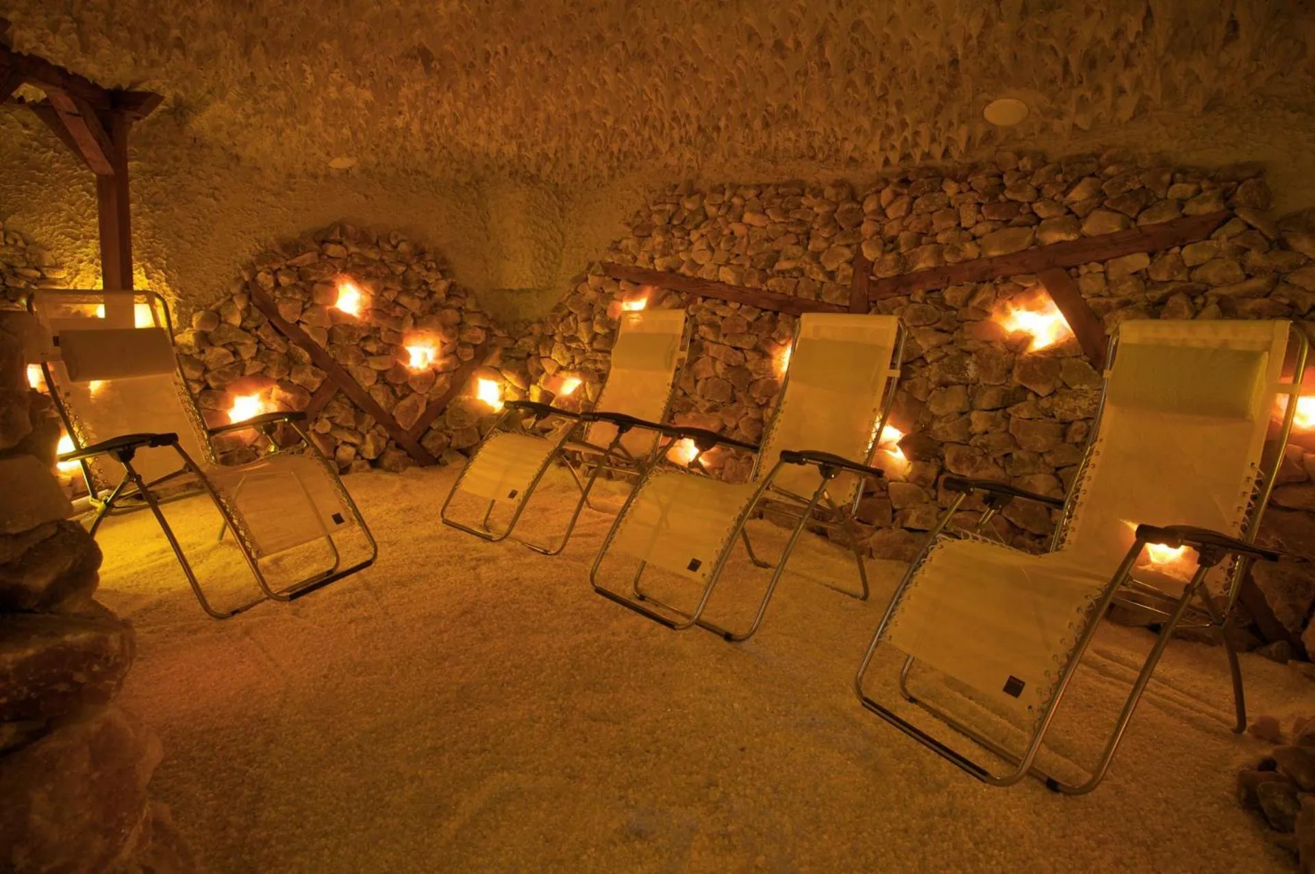 Seating area in Maximus Spa