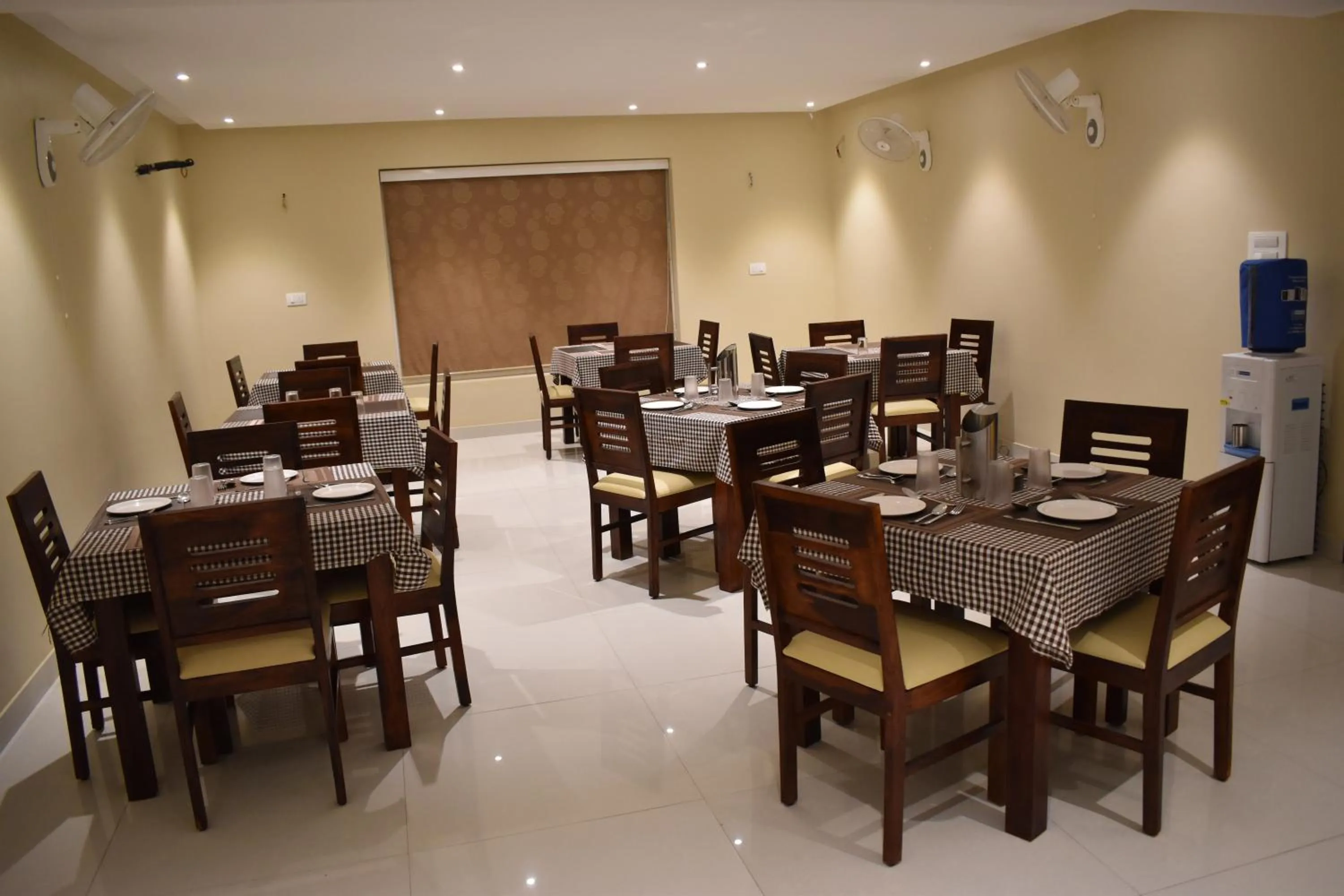 Restaurant/places to eat in Hotel The Balam