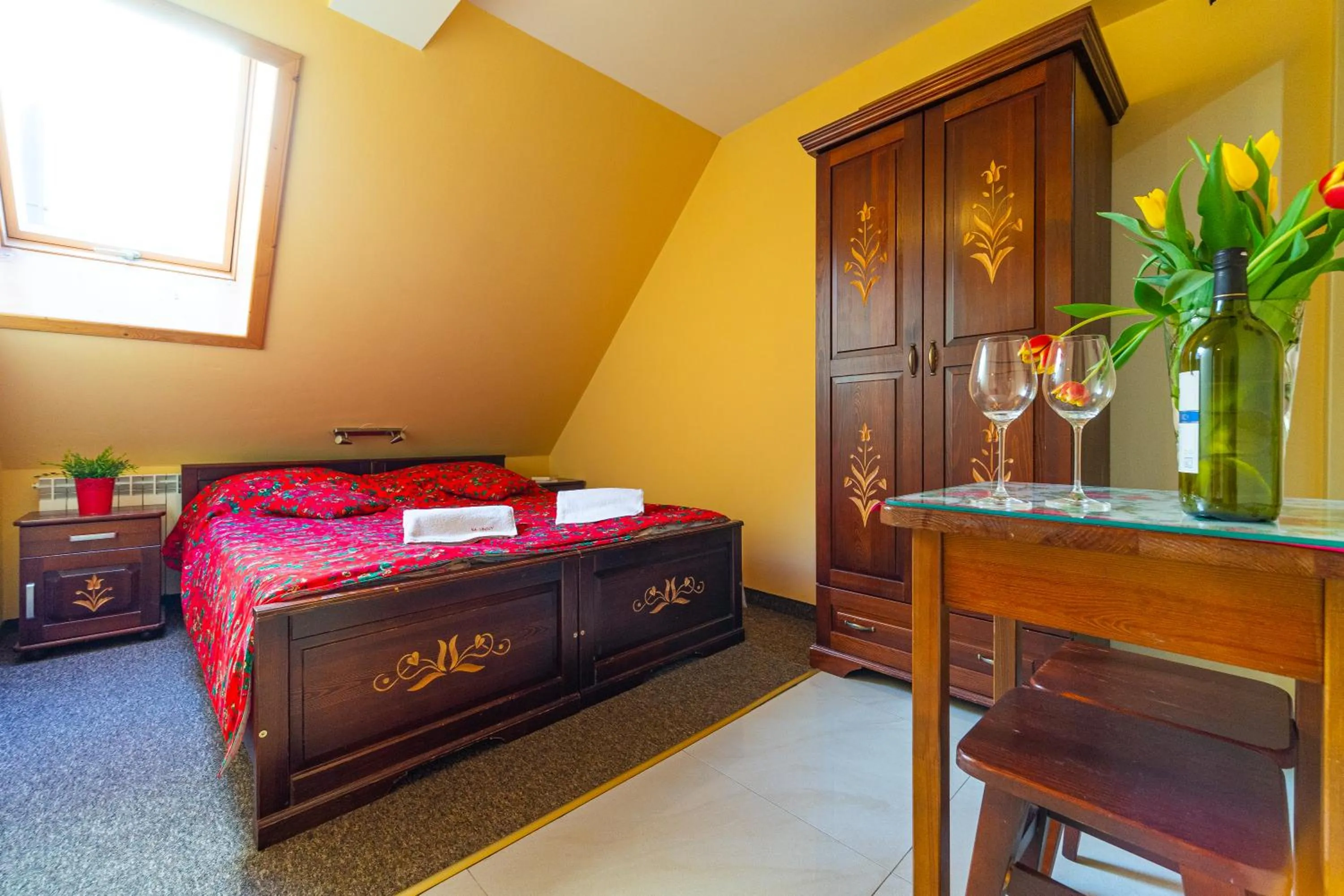 Photo of the whole room, Bed in Apartamenty i Pokoje w Willi na Ubocy