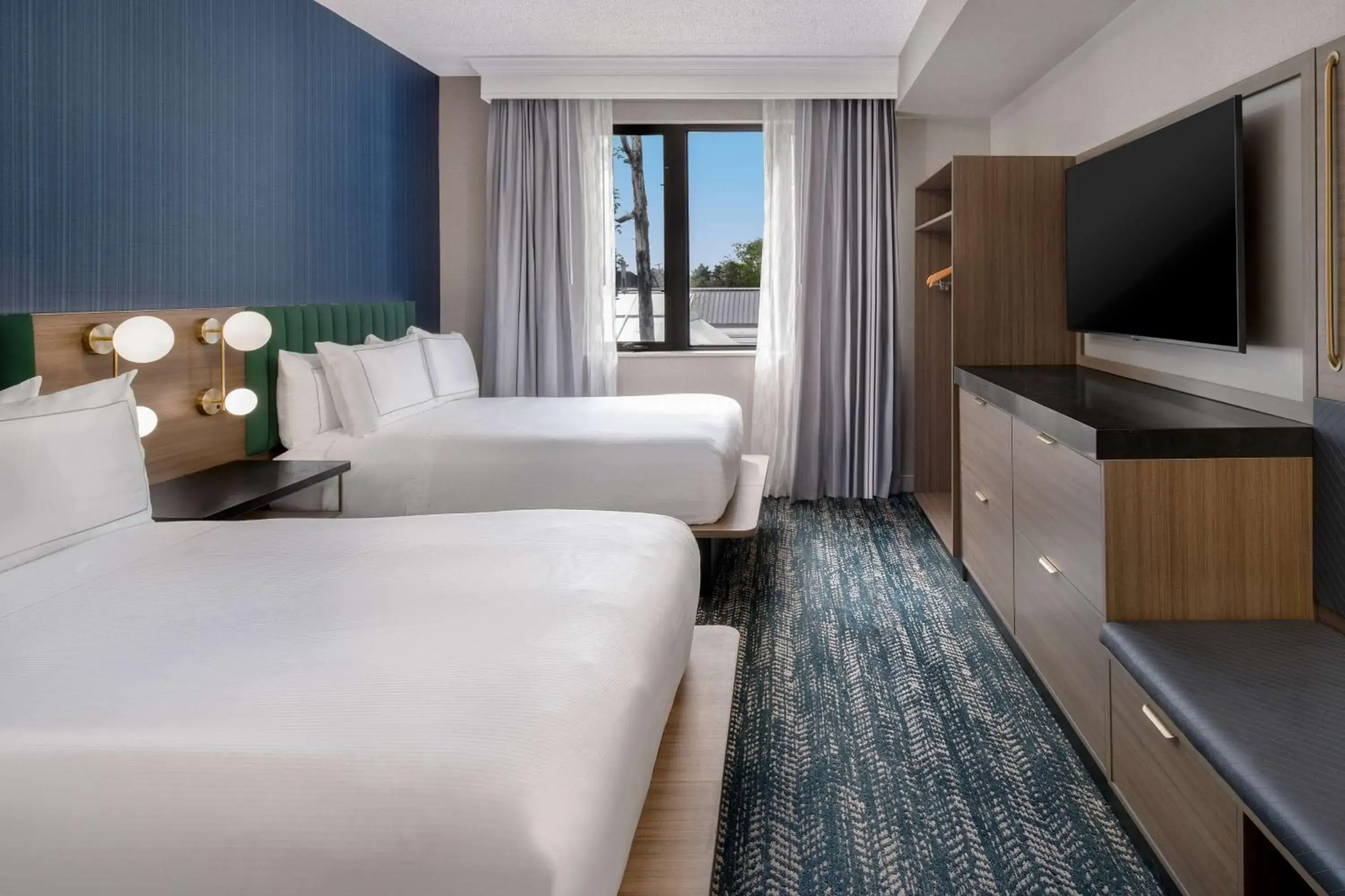 Courtyard Suite with Two Double Beds in DoubleTree Suites by Hilton Mount Laurel Courtyard Suite with Two Double Beds in DoubleTree Suites by Hilton Mount Laurel