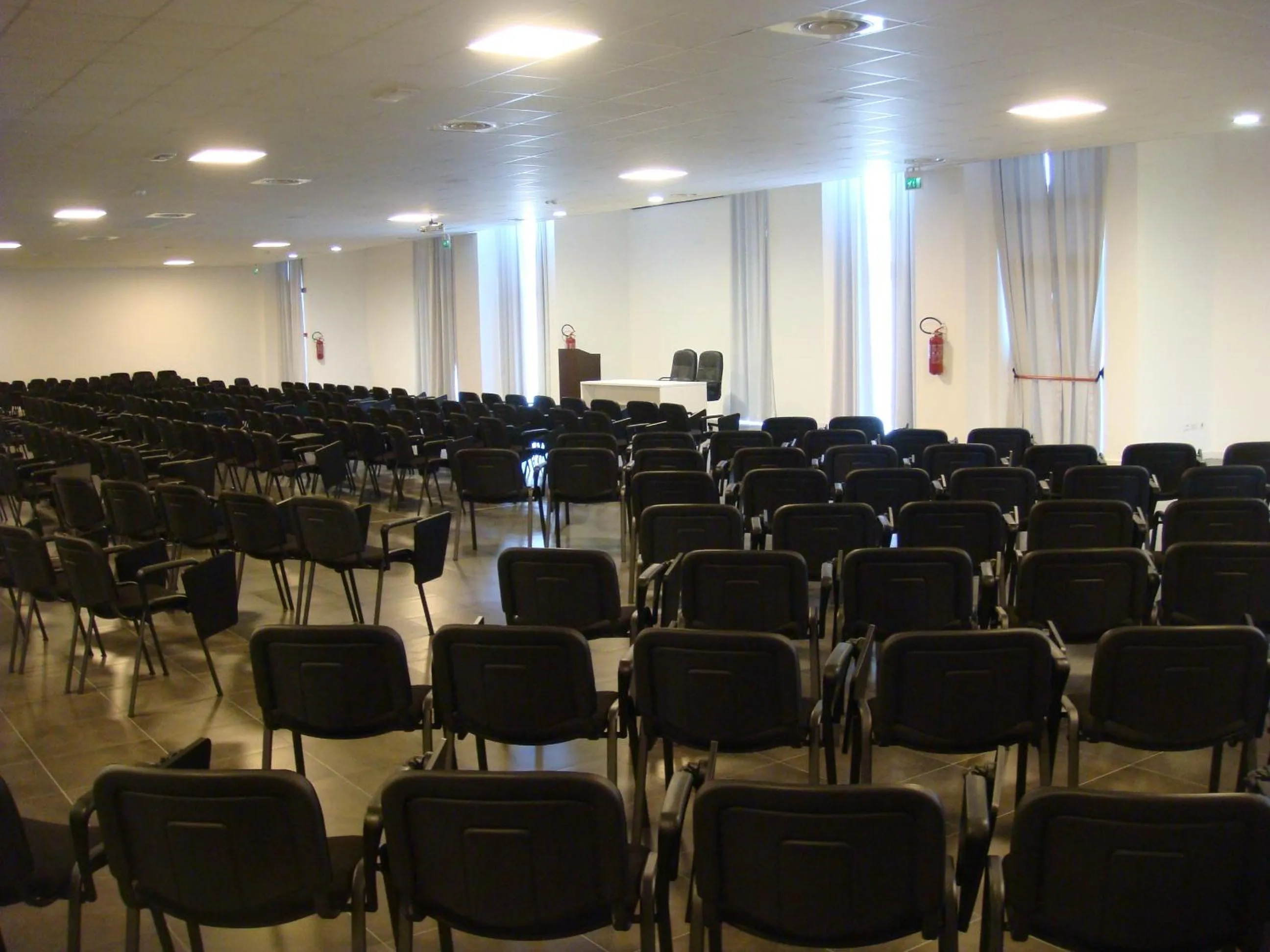 Business facilities in Santa Loja Hotel Residence