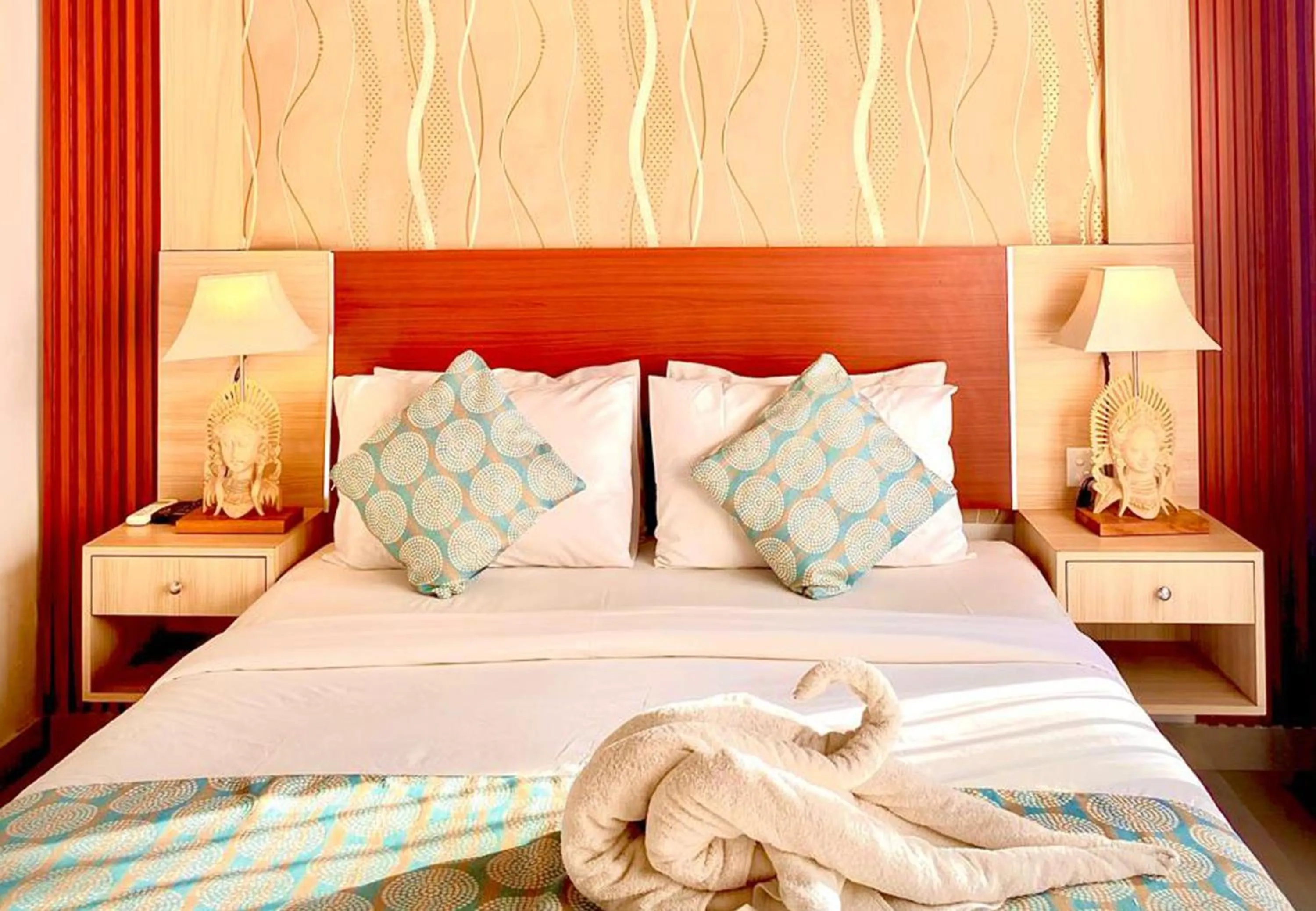 Property building, Bed in Wait Garden Cottage