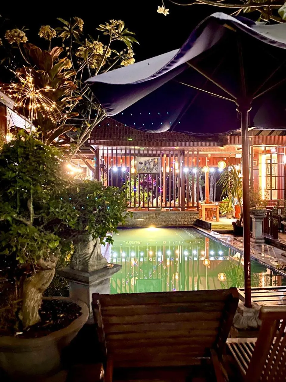 Night in Wait Garden Cottage