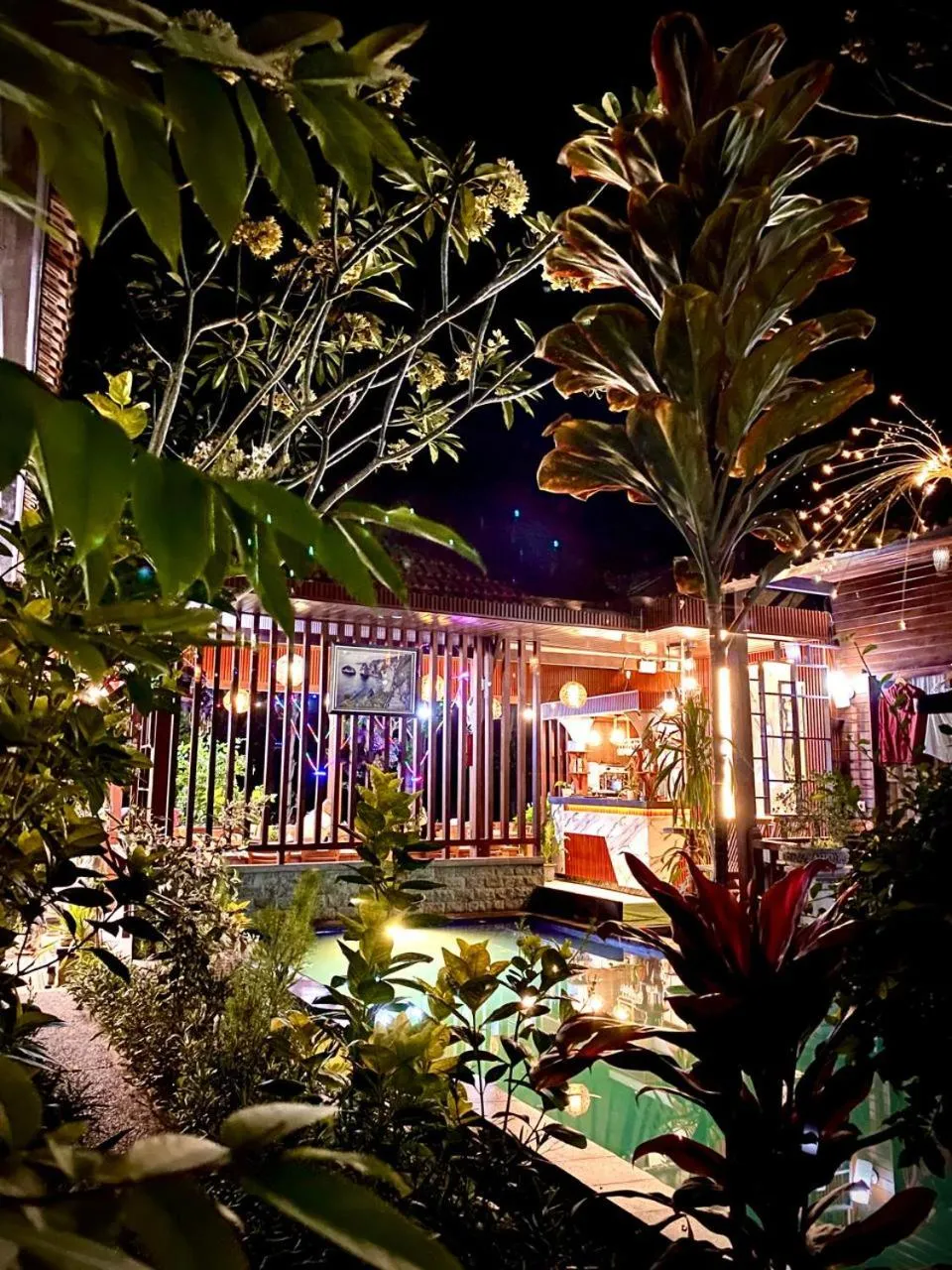 Garden in Wait Garden Cottage