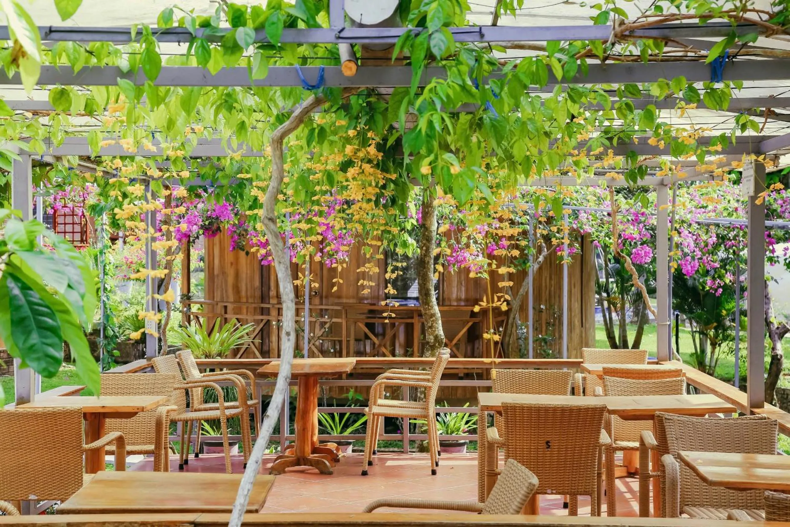 Breakfast in Phu Quoc Valley Sen Bungalow