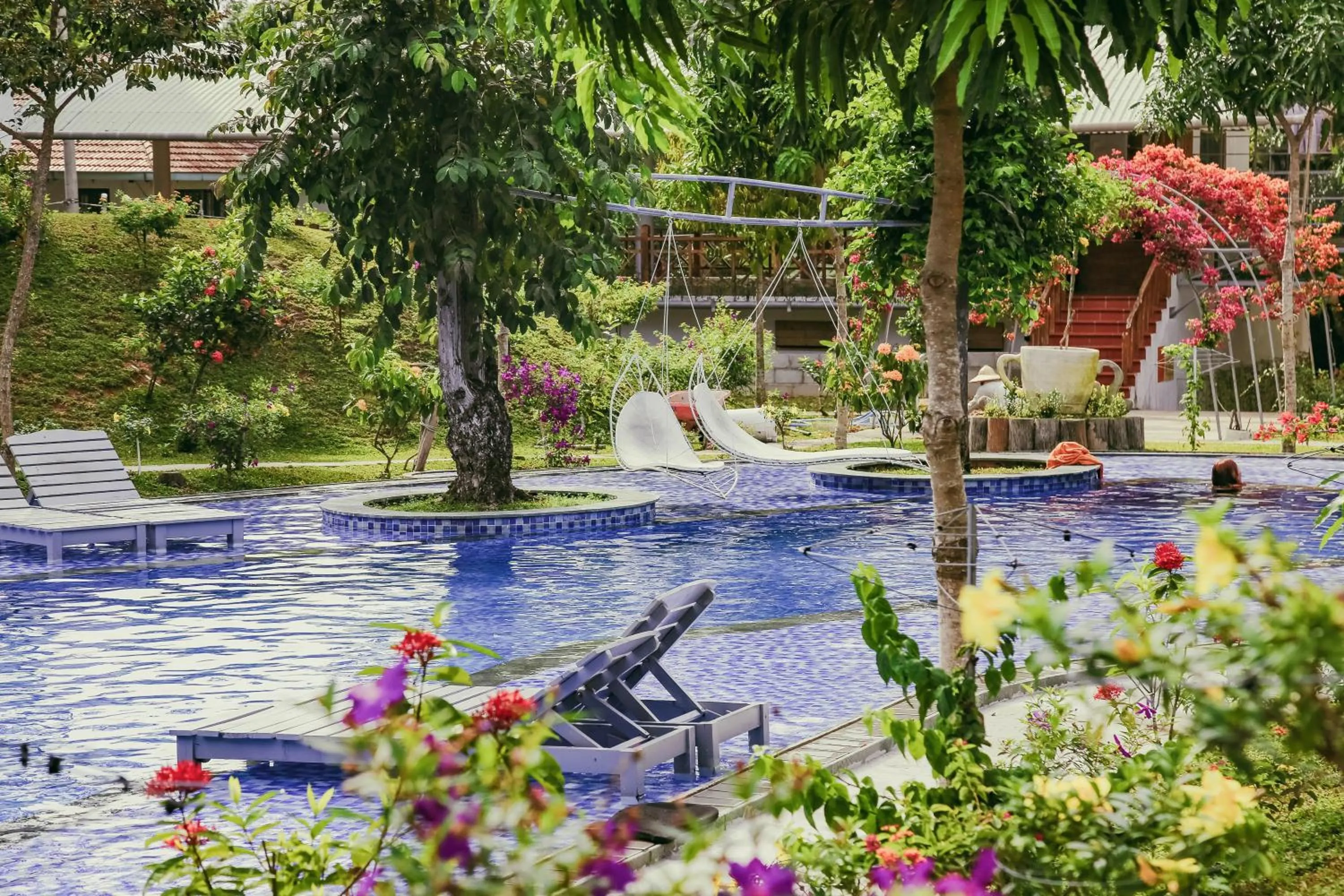Garden in Phu Quoc Valley Sen Bungalow