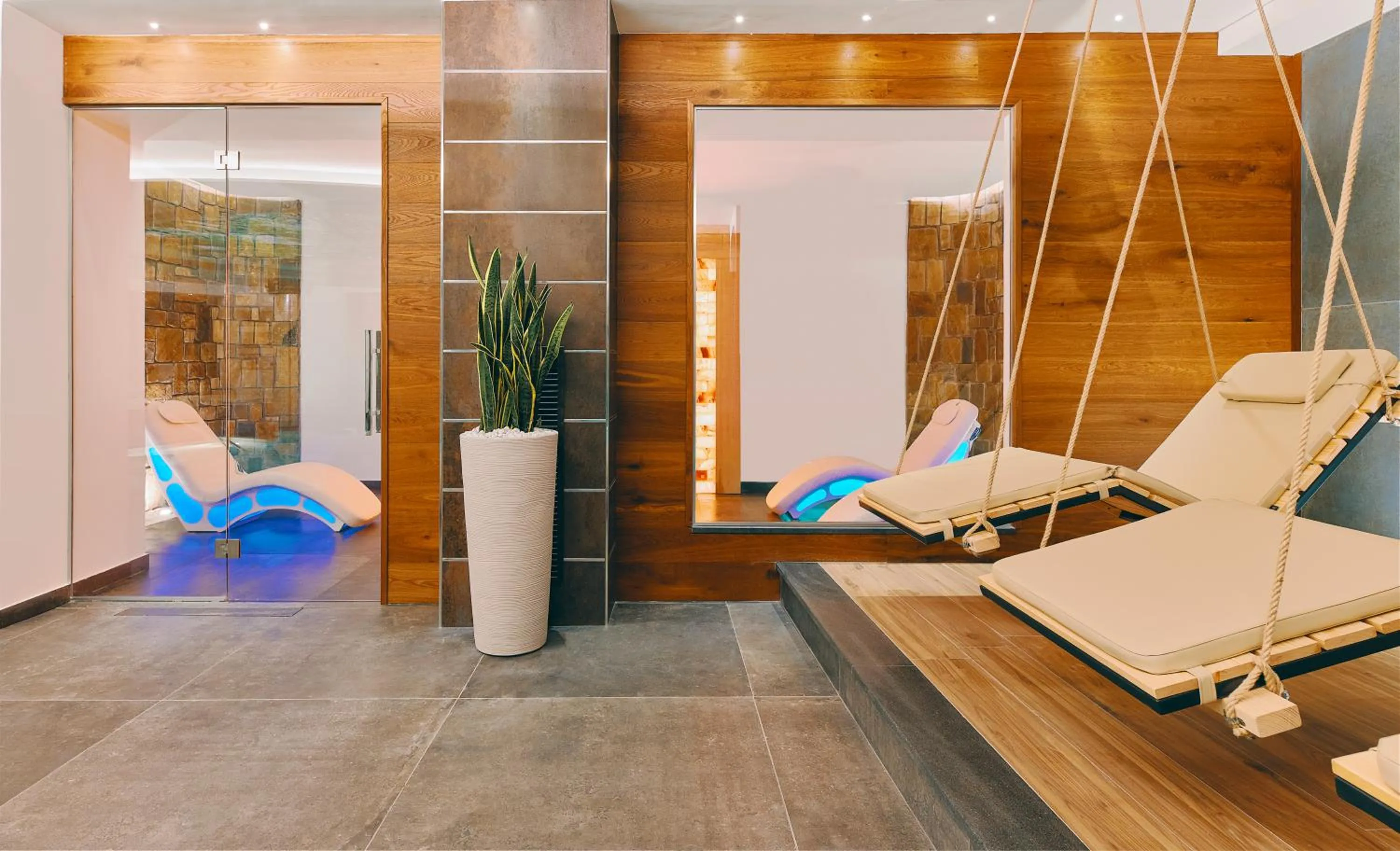 La Pineta Hotel Beach & Spa