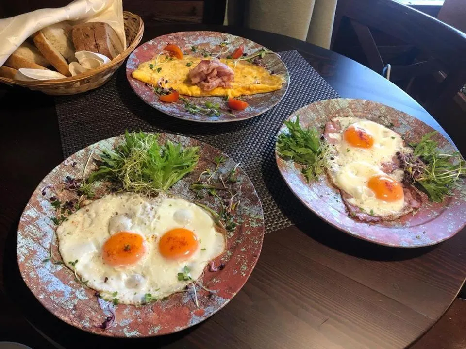 Breakfast in Fiáker Panzió