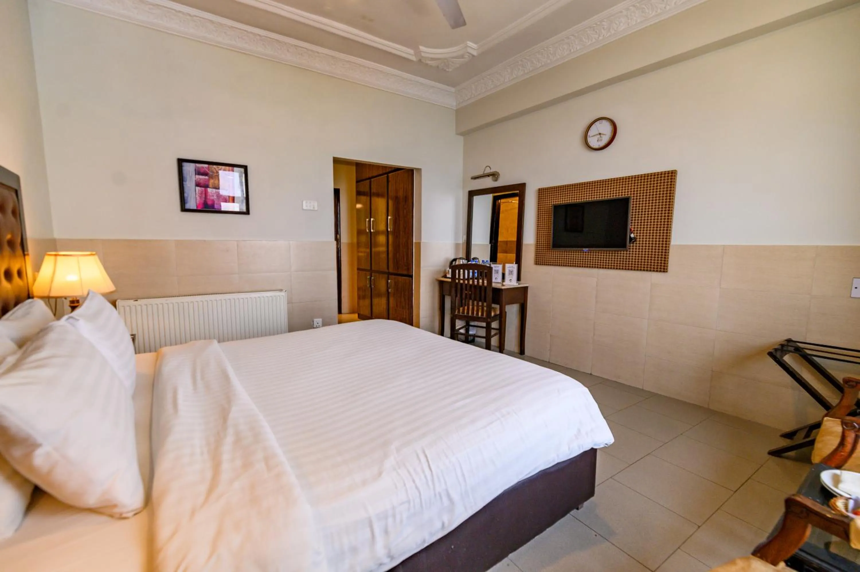 Bed in Hotel One Mall Road Murree