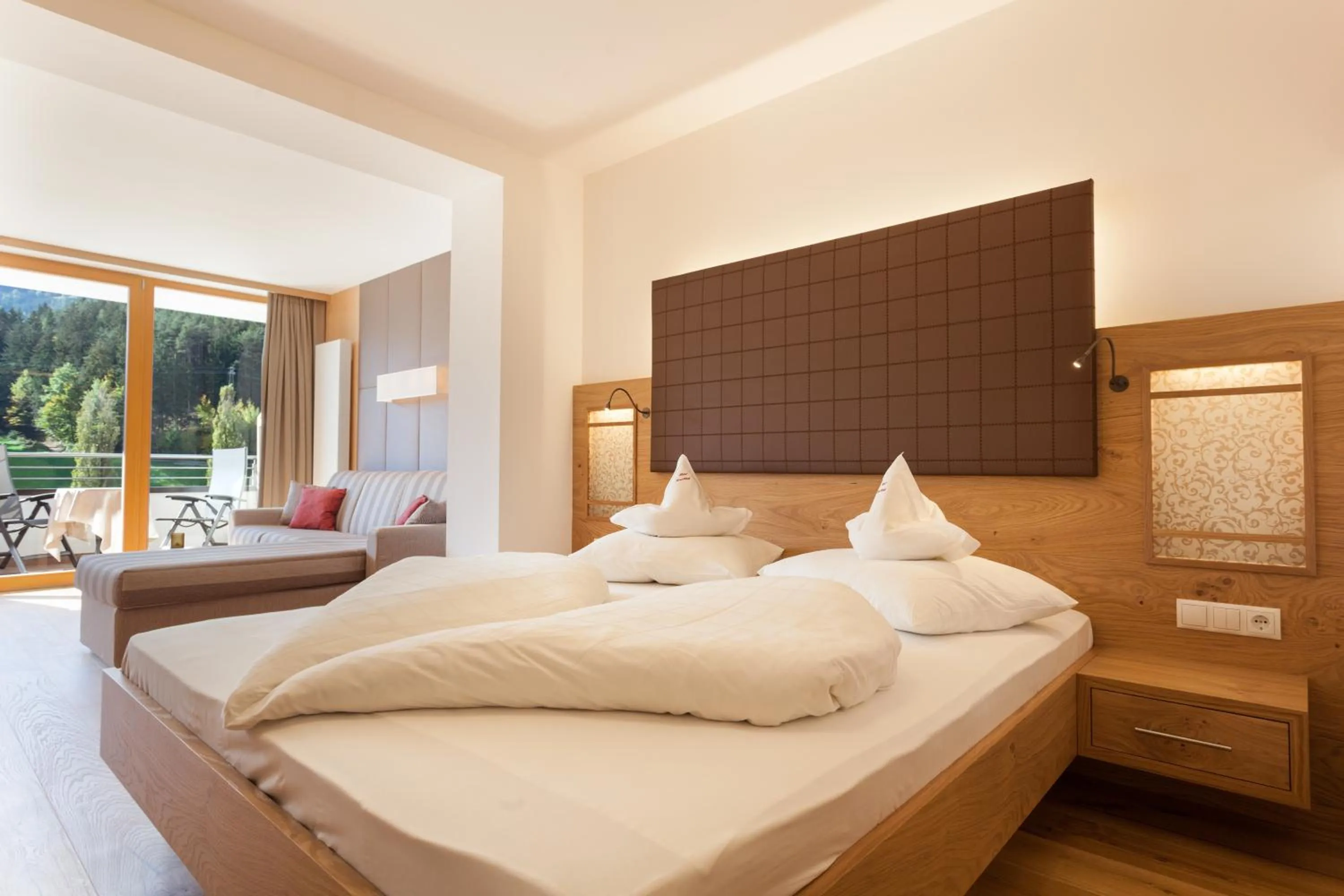 Bed in Hotel Kronblick