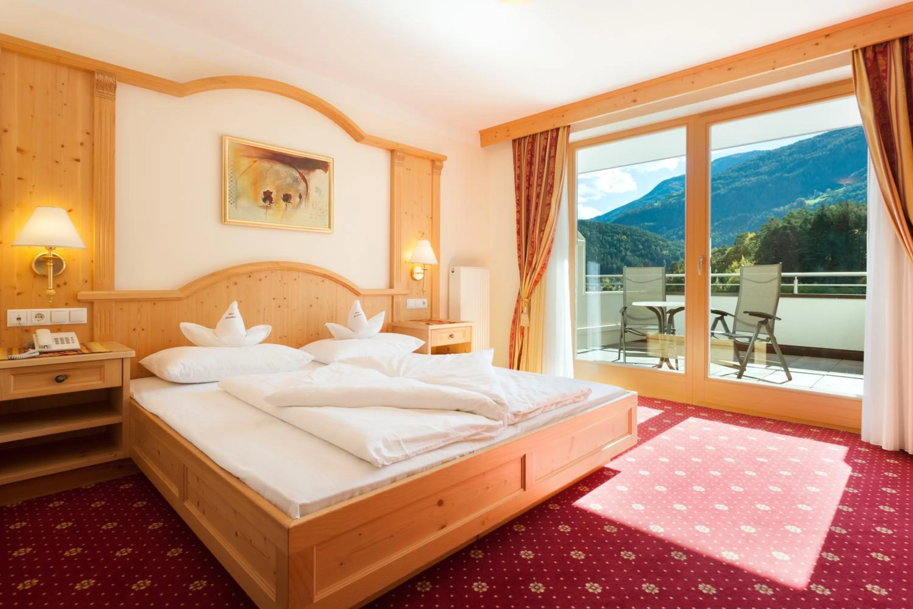 Photo of the whole room, Bed in Hotel Kronblick