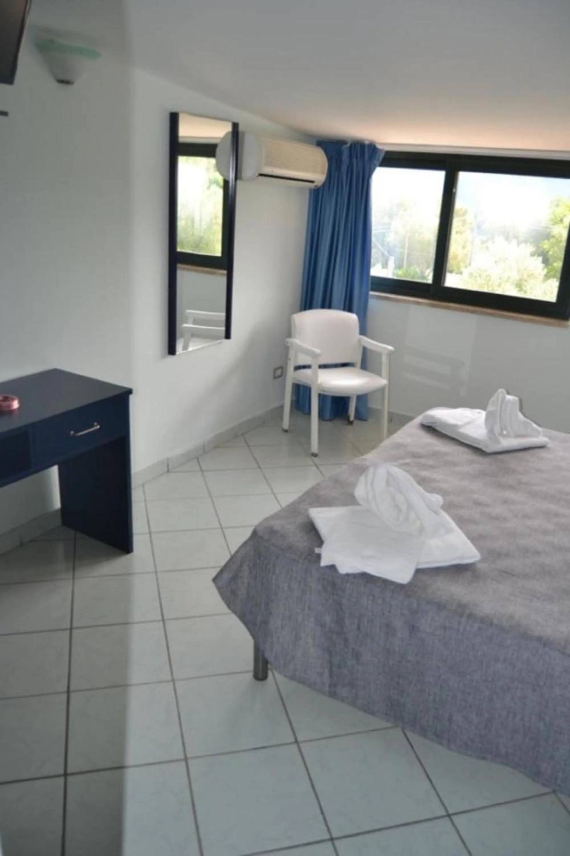 Bedroom in Hotel San Paolo