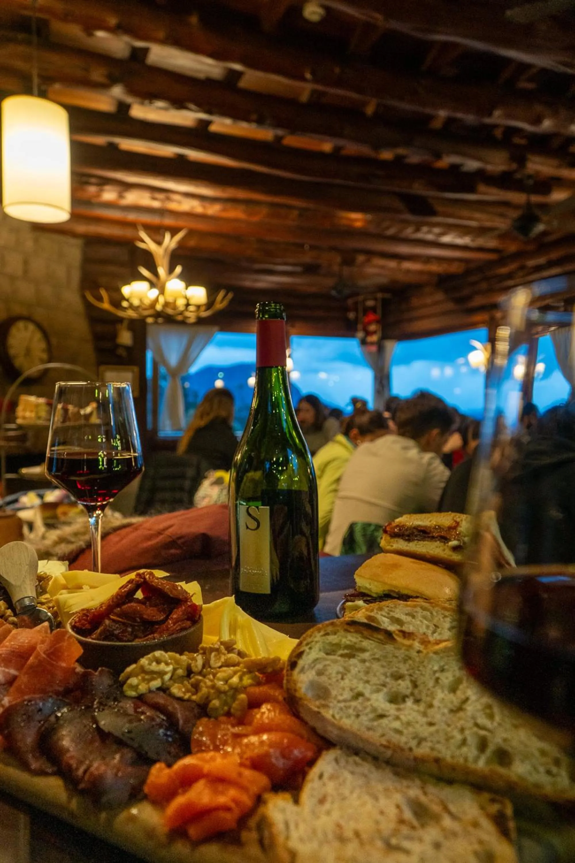 Food and drinks in Arrayan Lake View Mountain Lodge & Casa De Te Arrayan