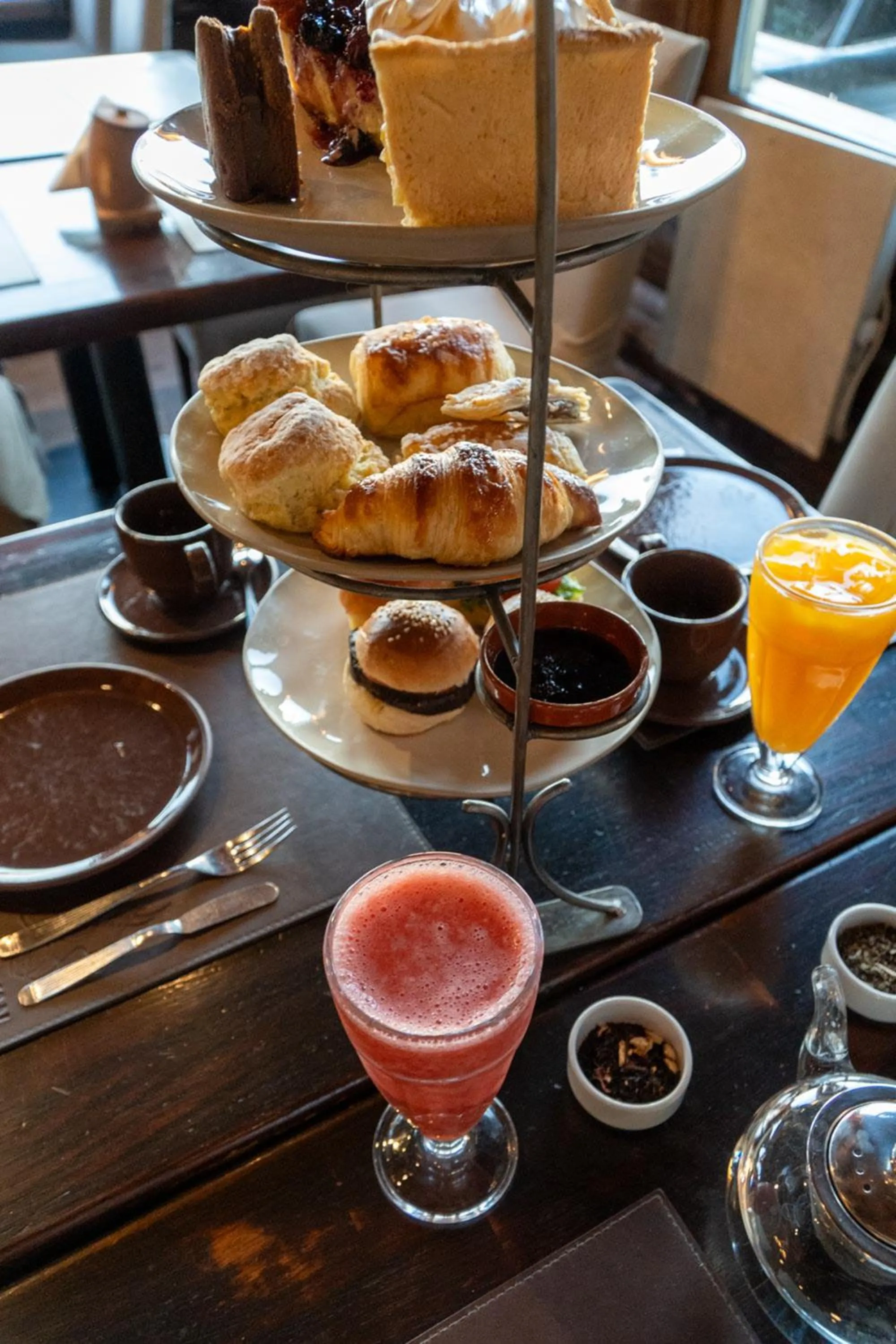 Food and drinks in Arrayan Lake View Mountain Lodge & Casa De Te Arrayan