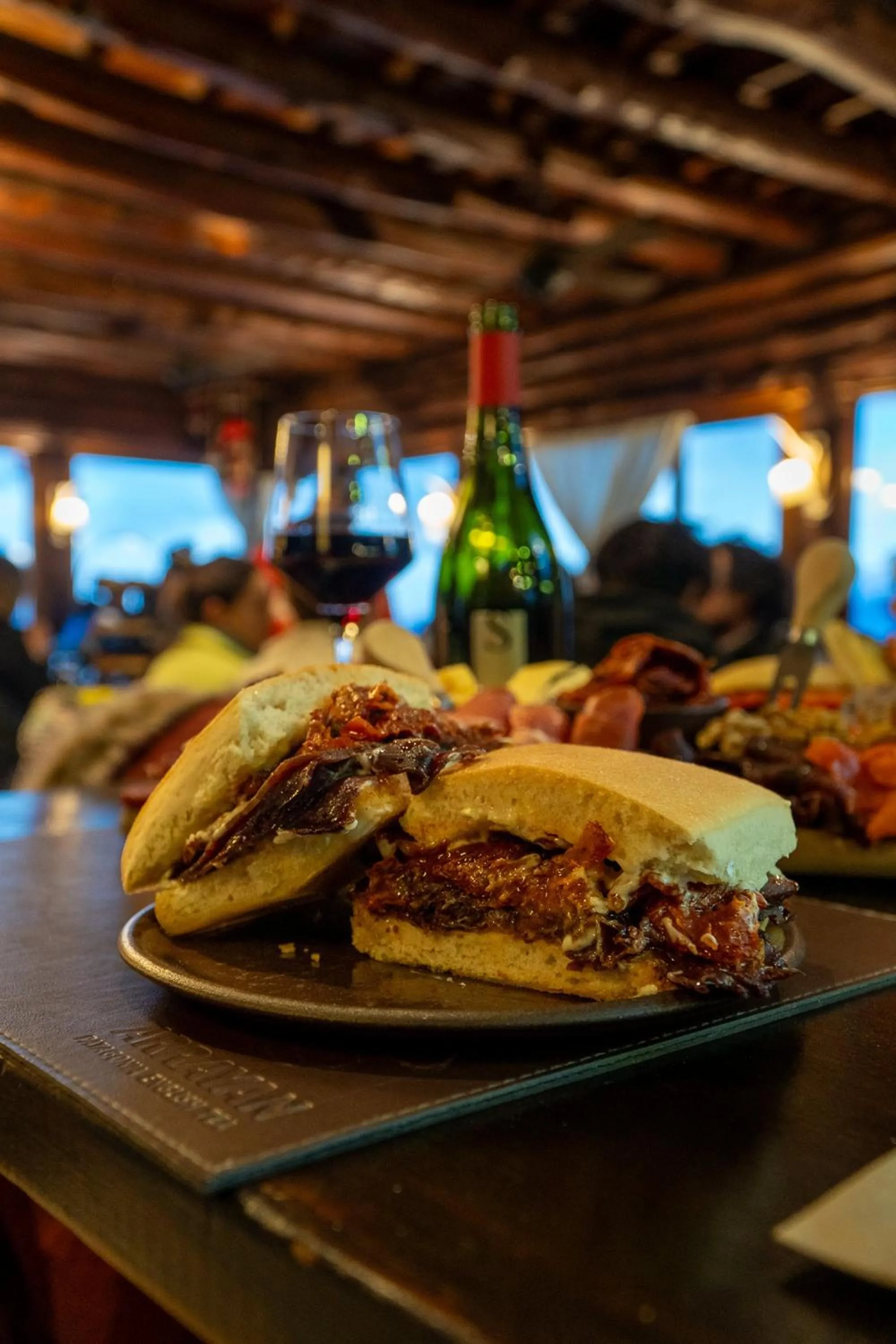 Food and drinks in Arrayan Lake View Mountain Lodge & Casa De Te Arrayan