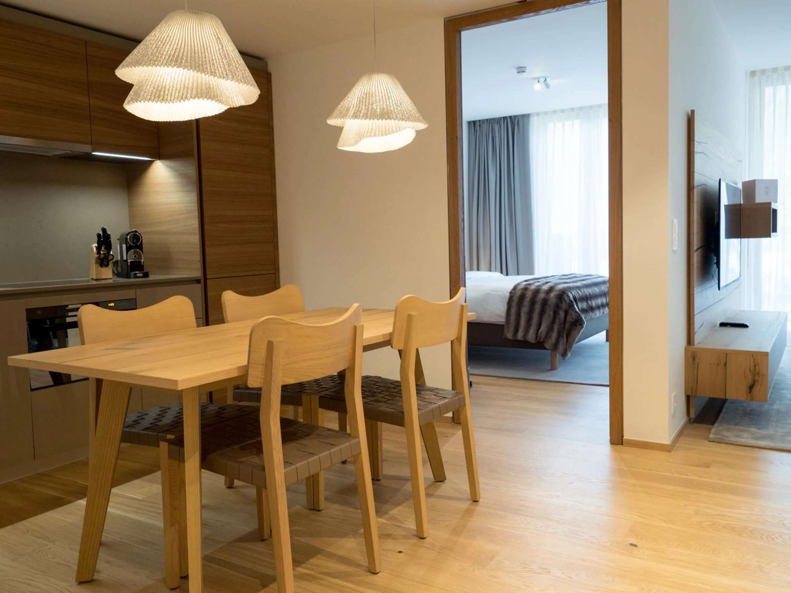 Dining area in Radisson Blu Hotel Reussen, Andermatt