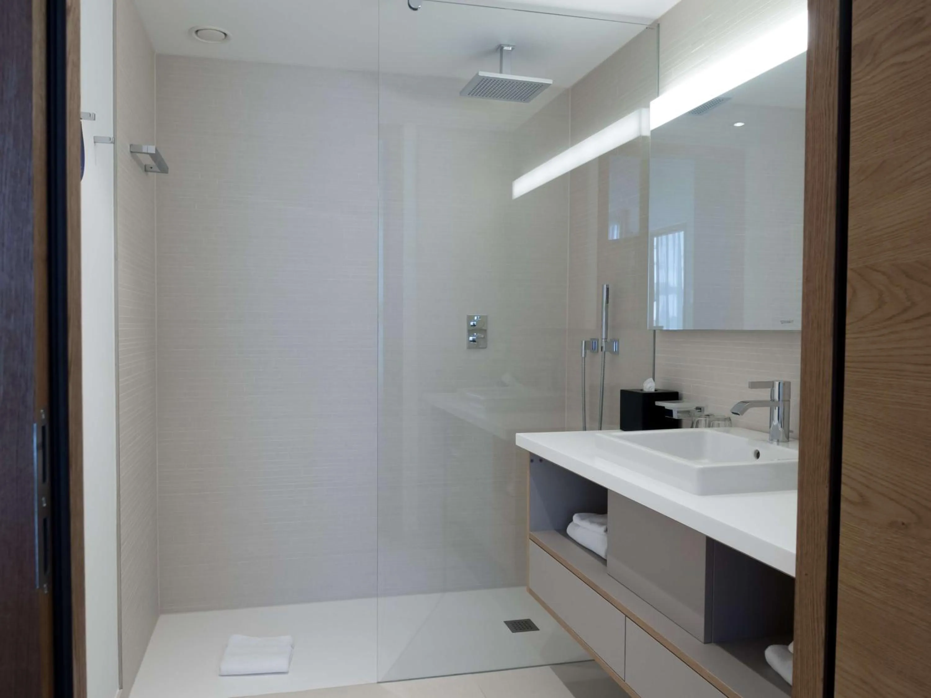 Bathroom in Radisson Blu Hotel Reussen, Andermatt