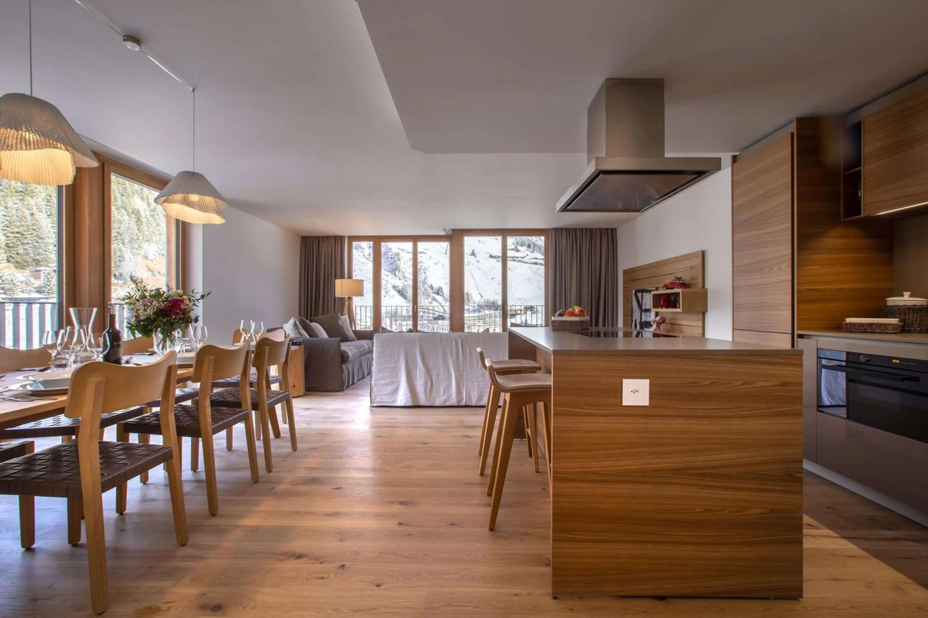 Photo of the whole room in Radisson Blu Hotel Reussen, Andermatt