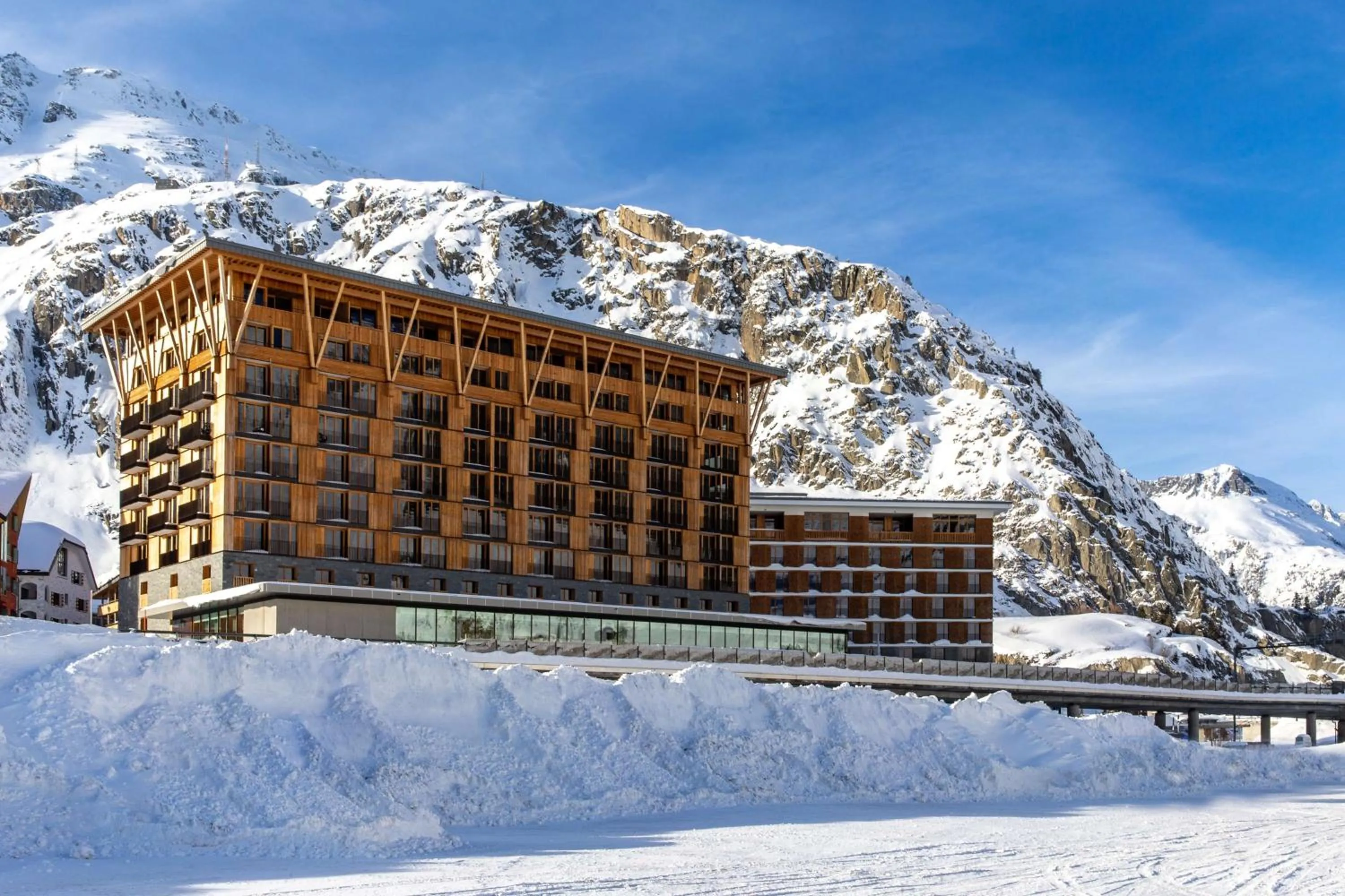 Property building in Radisson Blu Hotel Reussen, Andermatt