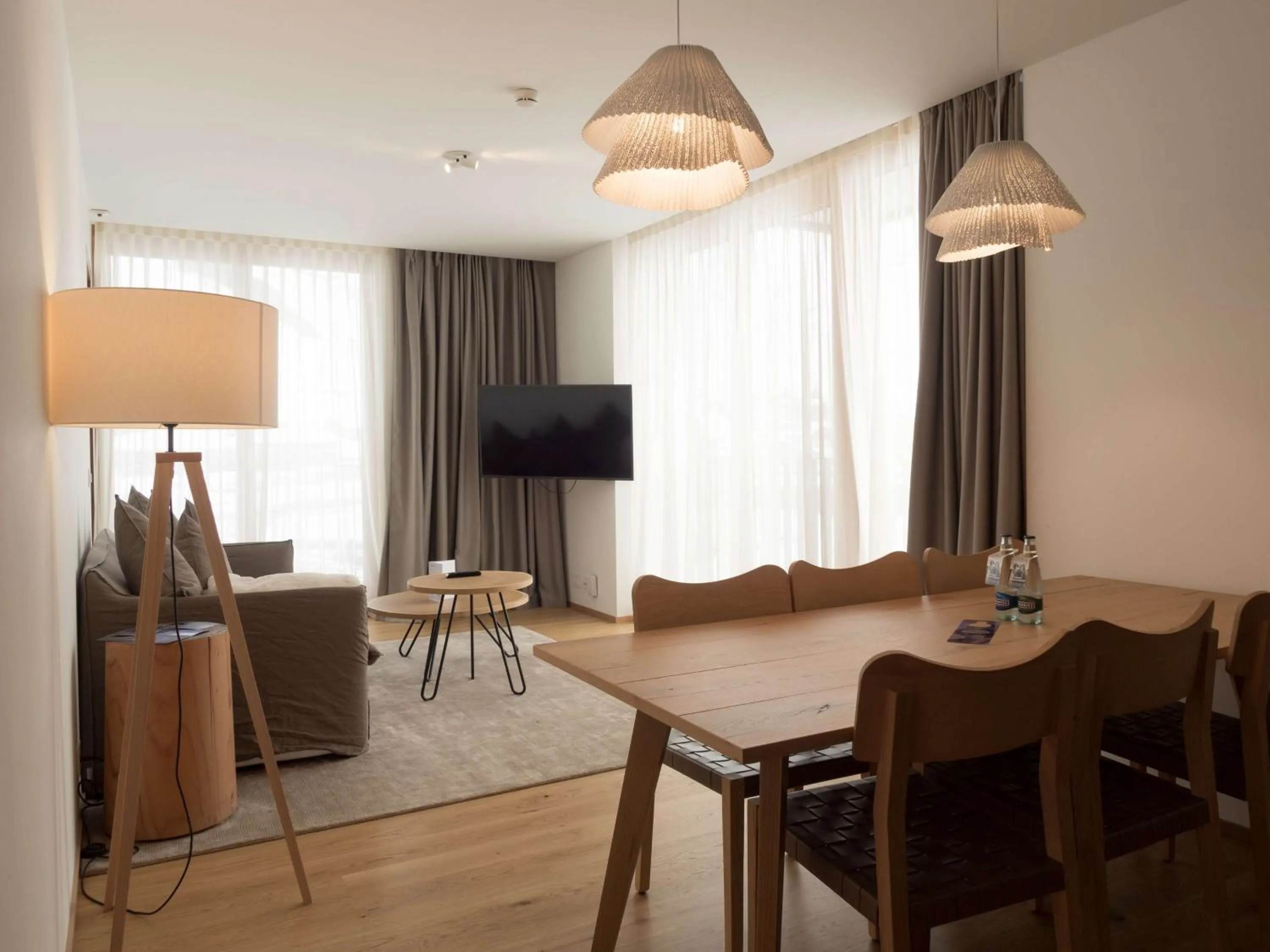 Photo of the whole room in Radisson Blu Hotel Reussen, Andermatt