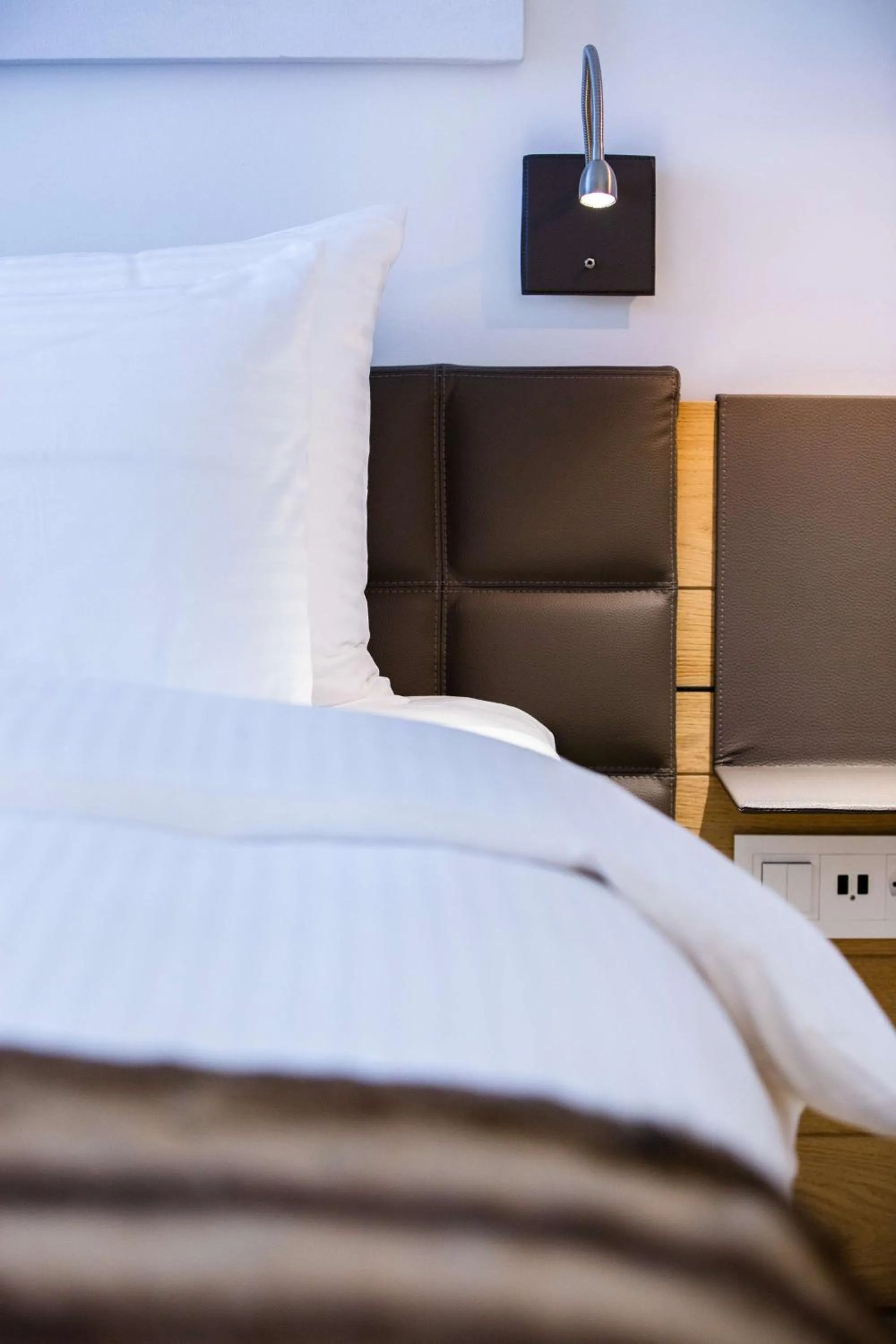 Photo of the whole room, Bed in Radisson Blu Hotel Reussen, Andermatt