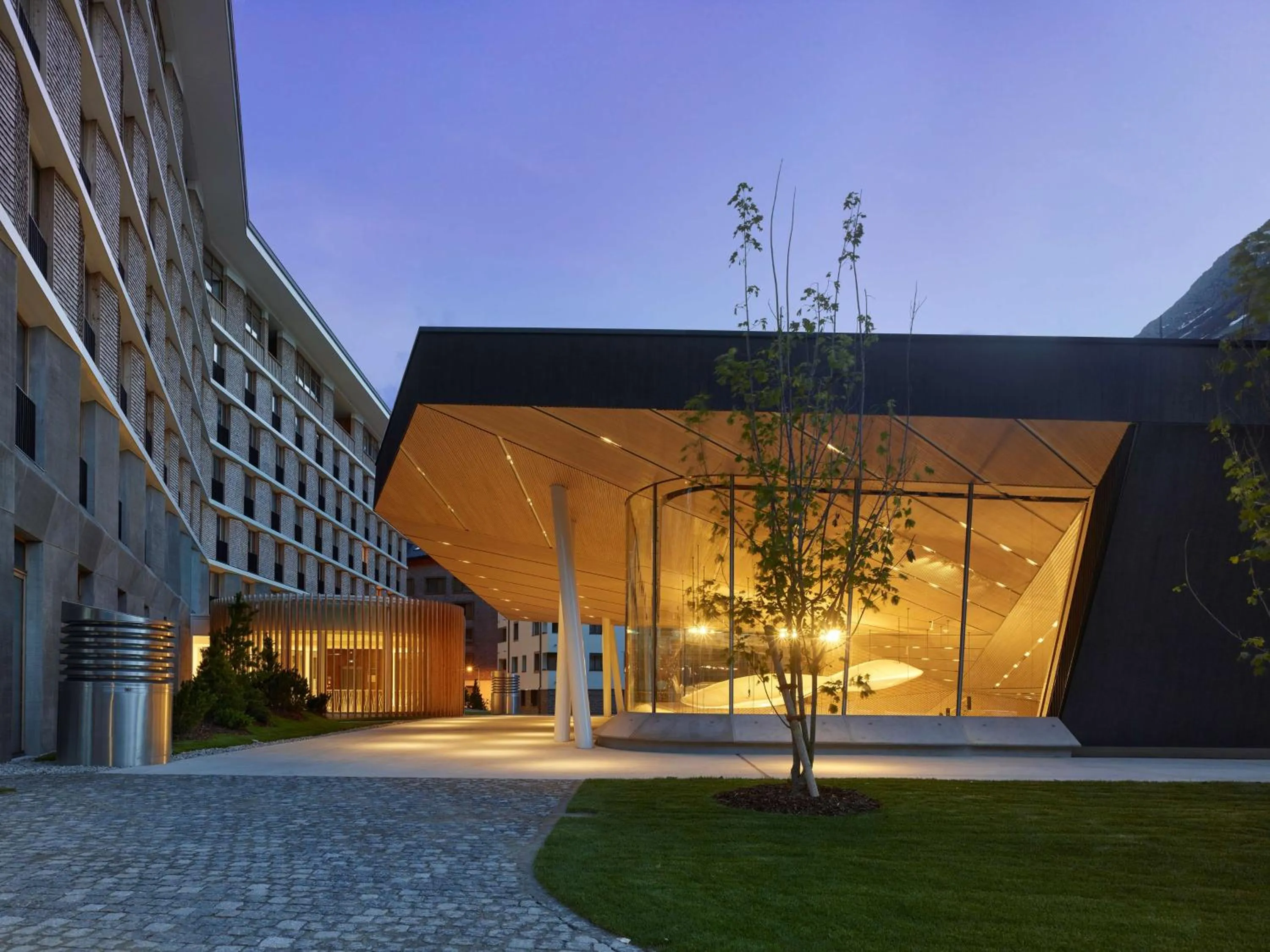 Property building in Radisson Blu Hotel Reussen, Andermatt