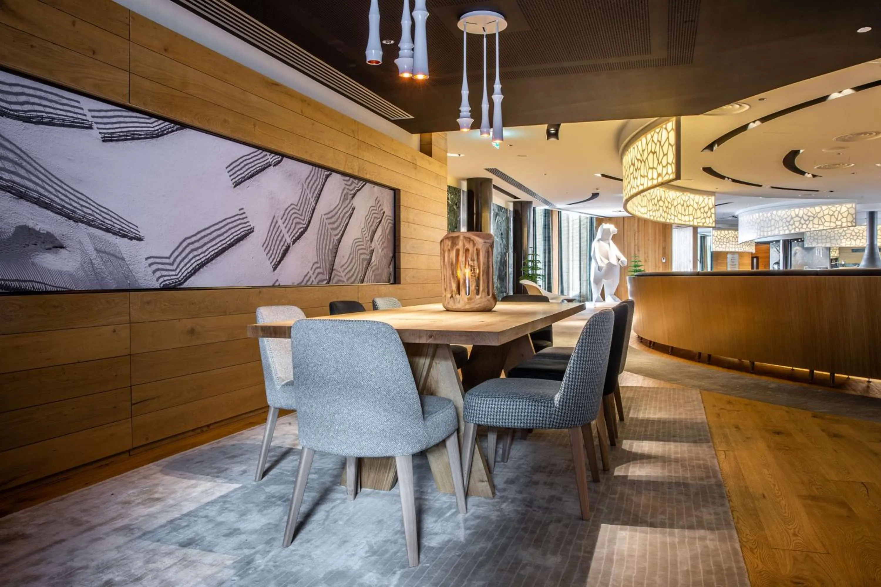 Restaurant/places to eat in Radisson Blu Hotel Reussen, Andermatt