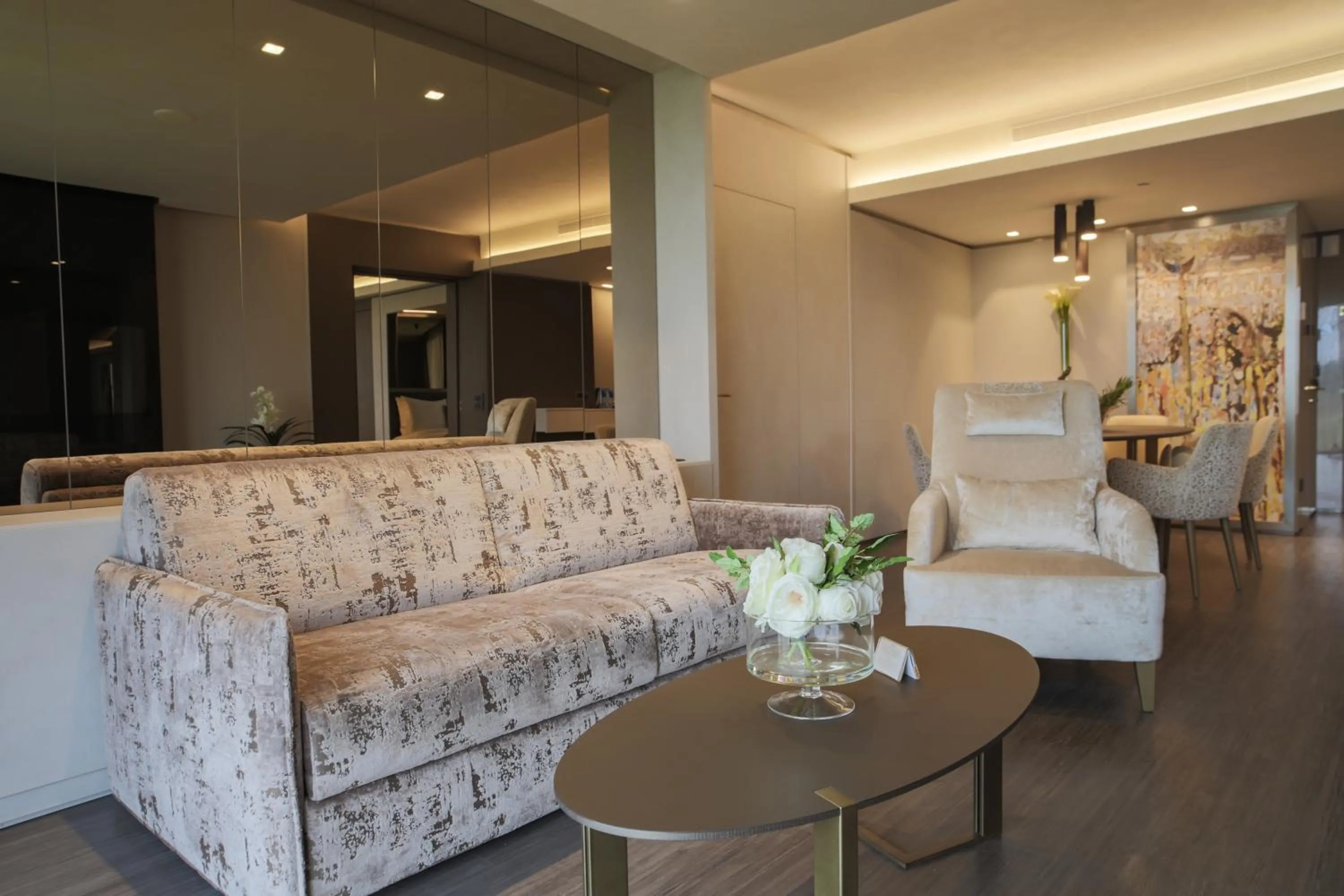 Seating Area in Radisson BLU Hotel Algiers Hydra