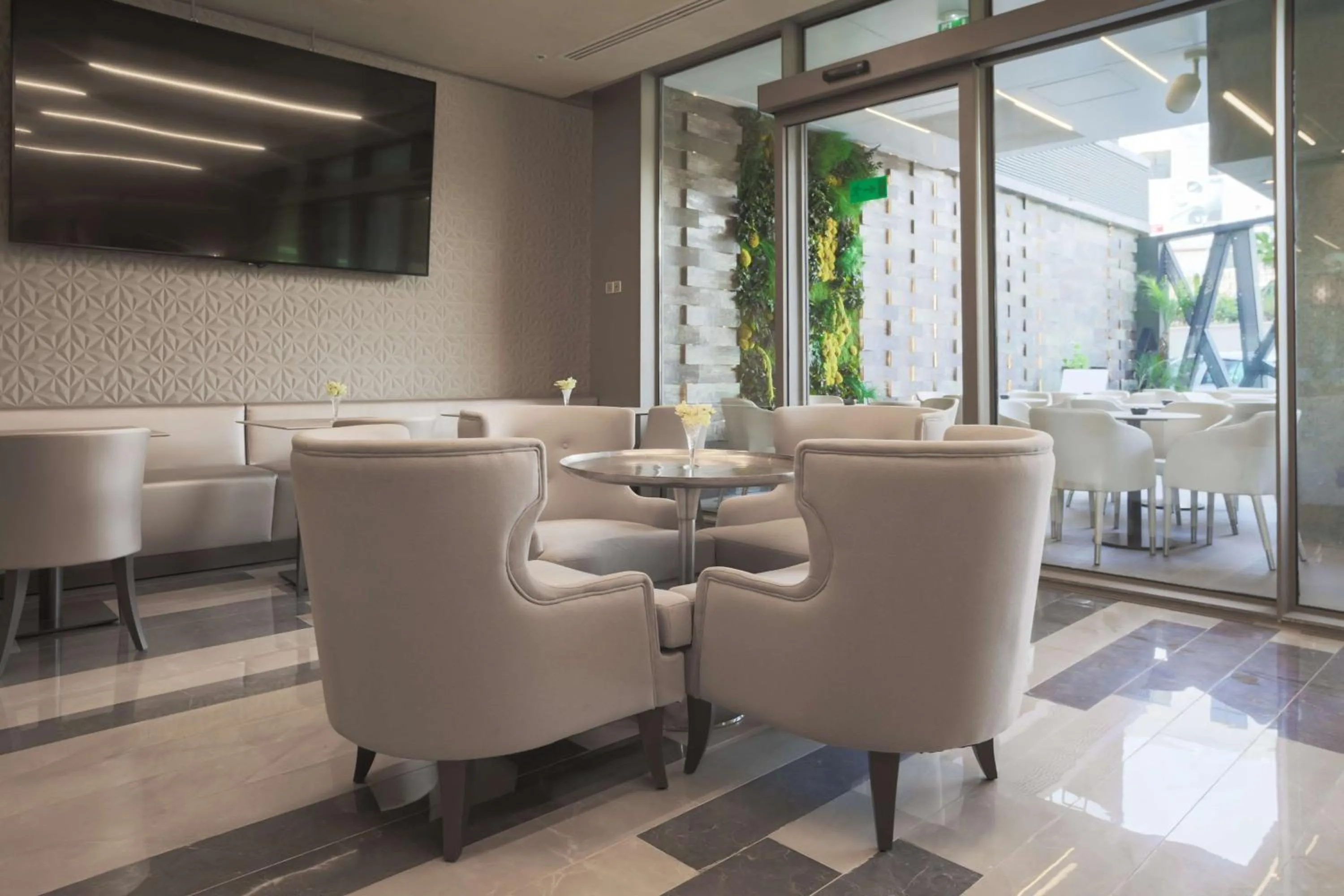 Lounge or bar in Radisson BLU Hotel Algiers Hydra