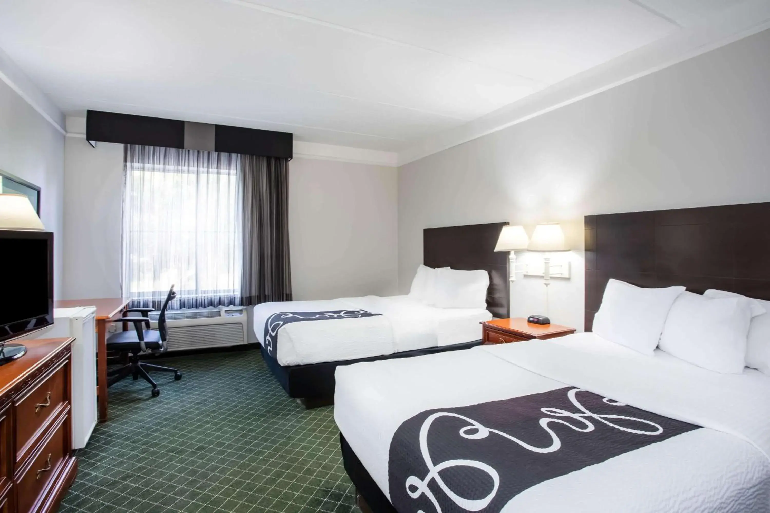 Deluxe Double Room with Two Double Beds in La Quinta by Wyndham Melbourne Viera Deluxe Double Room with Two Double Beds in La Quinta by Wyndham Melbourne Viera