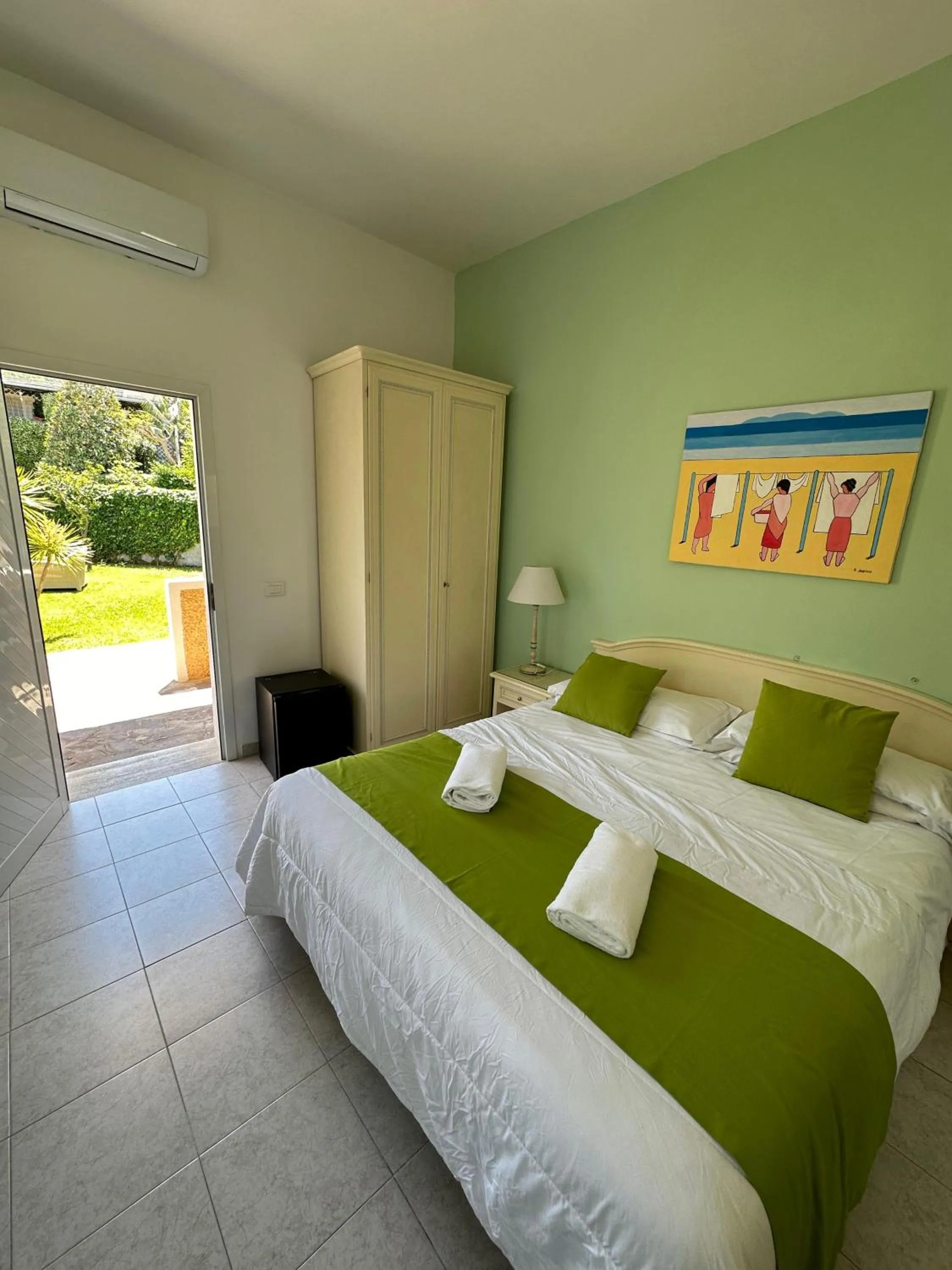 Bedroom, Bed in Hotel Parco Delle Agavi