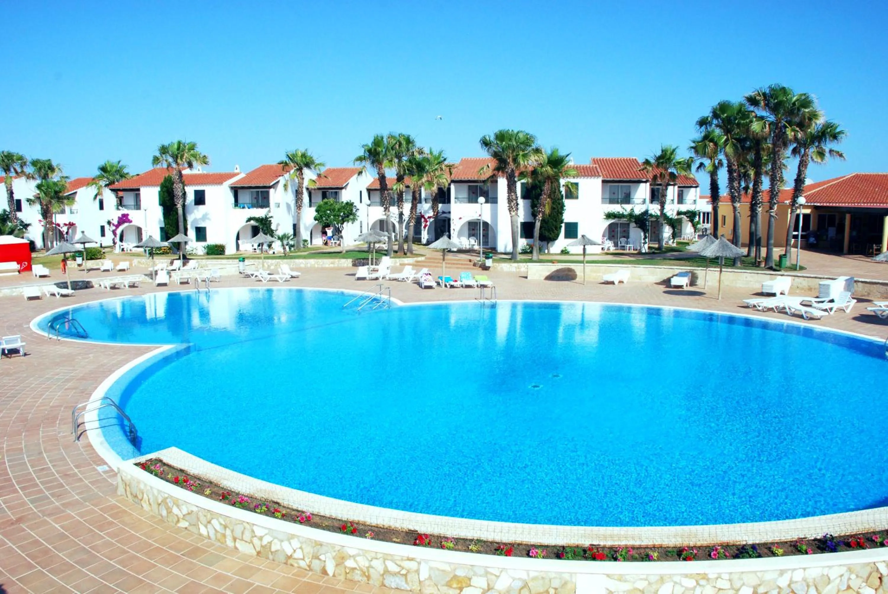 Swimming pool in Apartamentos Vistapicas
