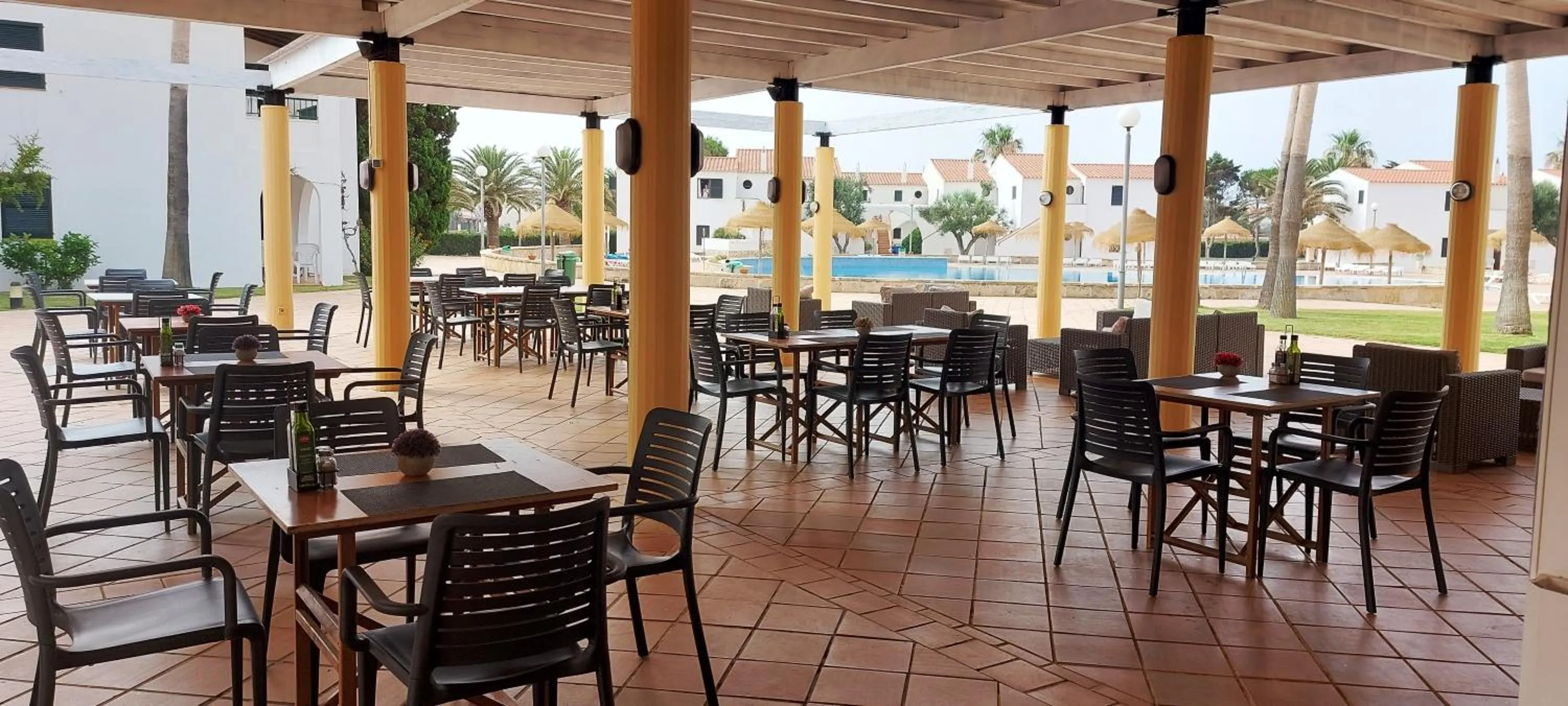 Restaurant/places to eat in Apartamentos Vistapicas