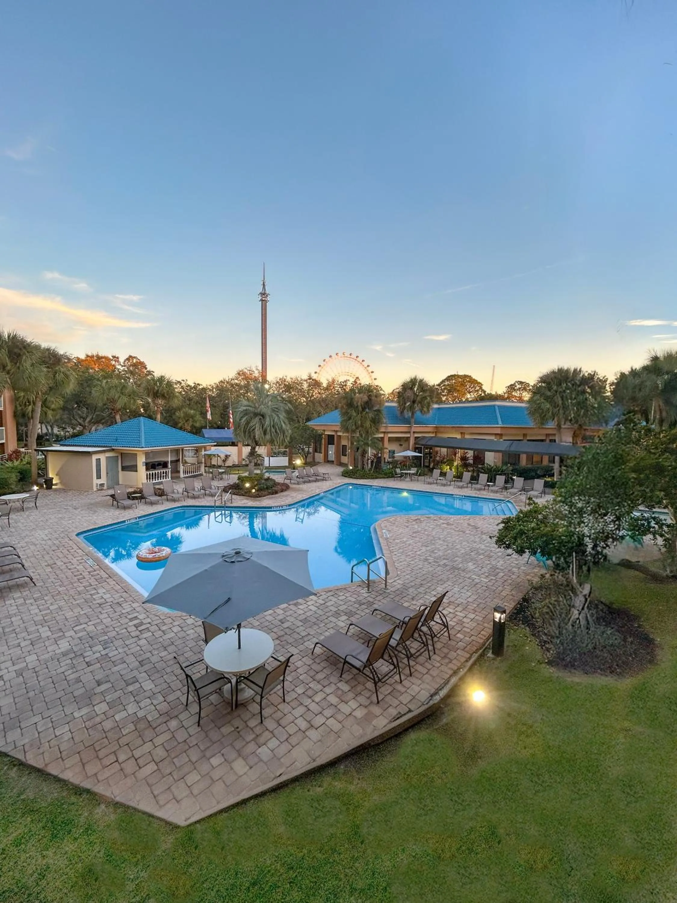 Property building in Hotel Monreale Express & Studios IDrive District